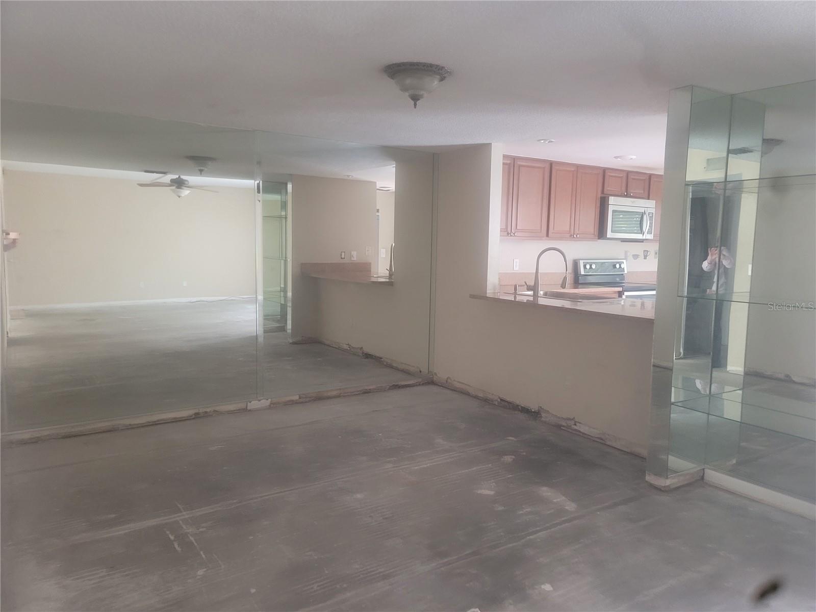 Image 12 of 49 For 5125 Puritan Circle 1103