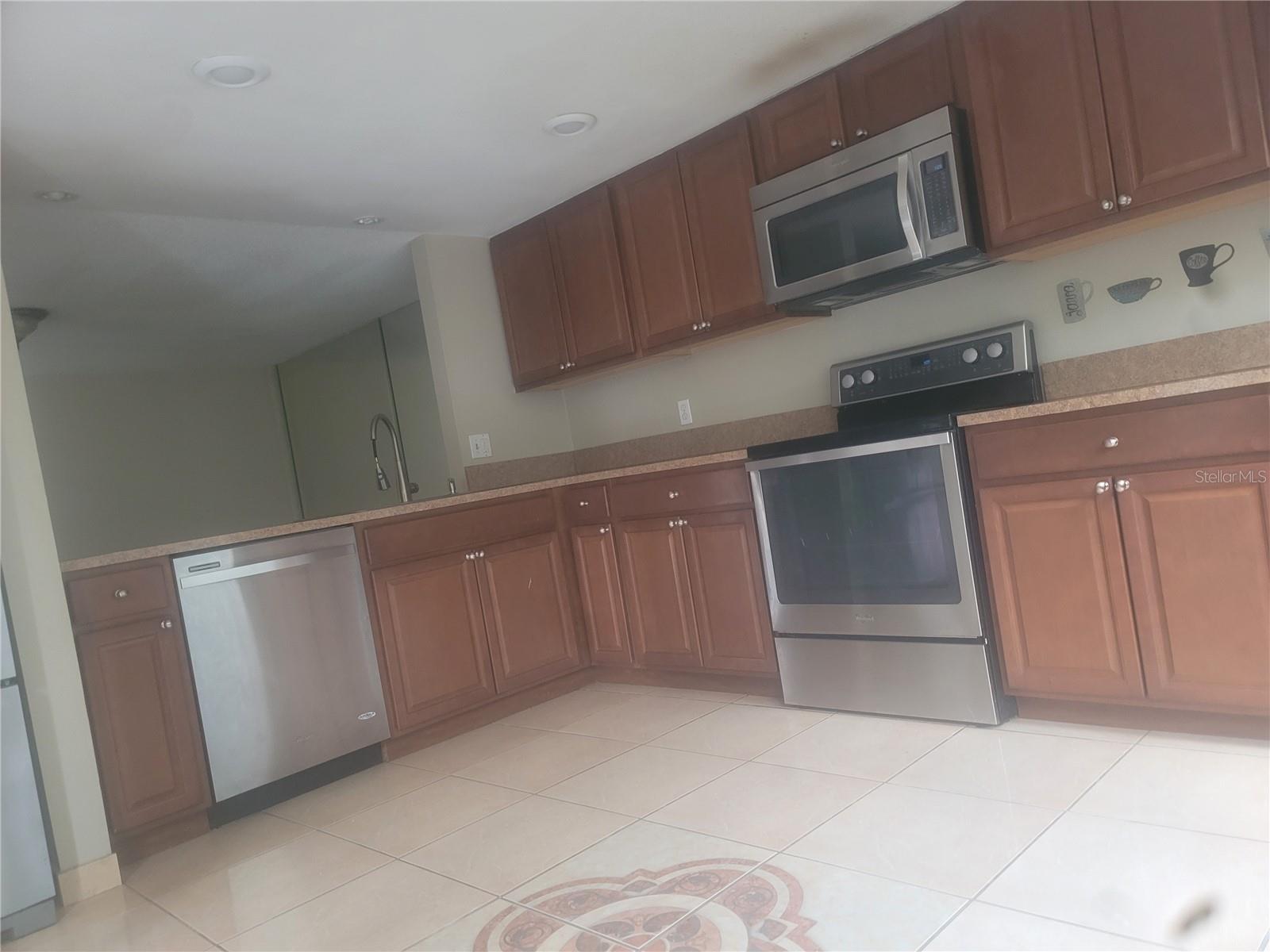 Image 17 of 49 For 5125 Puritan Circle 1103