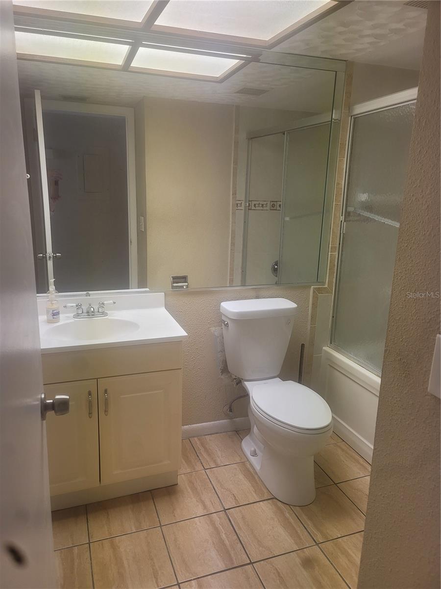 Image 32 of 49 For 5125 Puritan Circle 1103