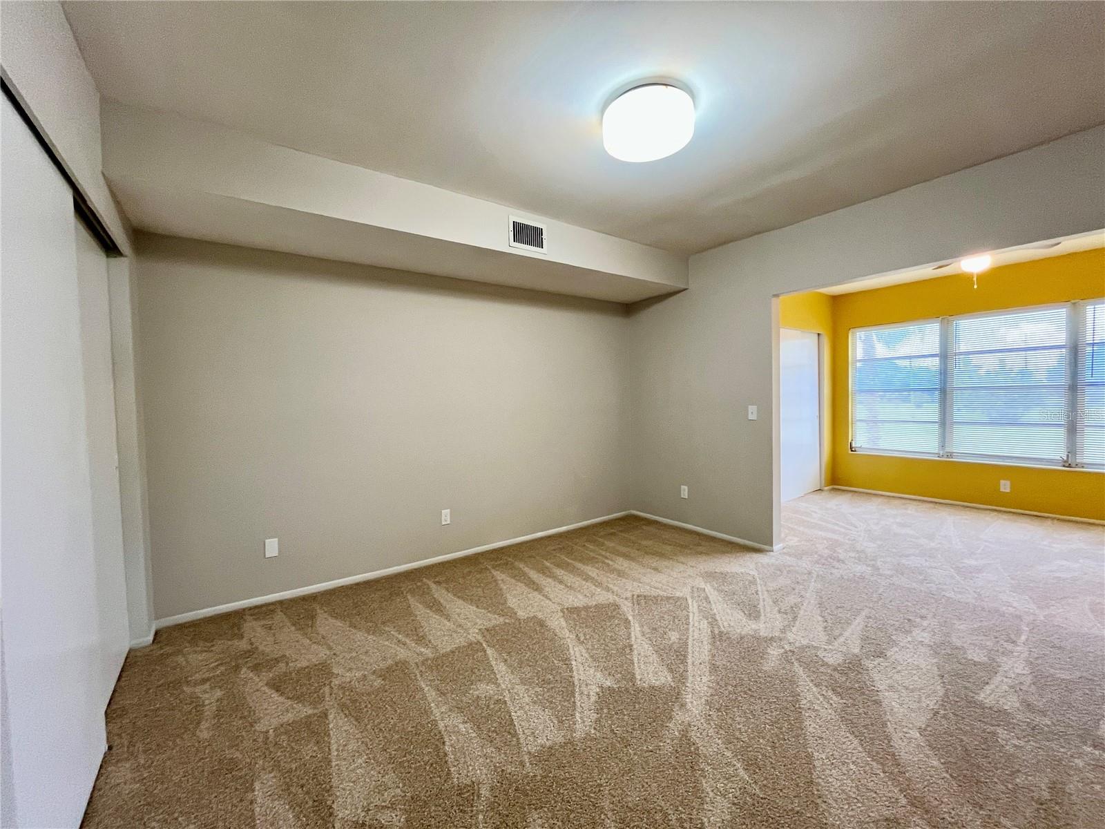 Image 22 of 48 For 2400 Franciscan Drive 28