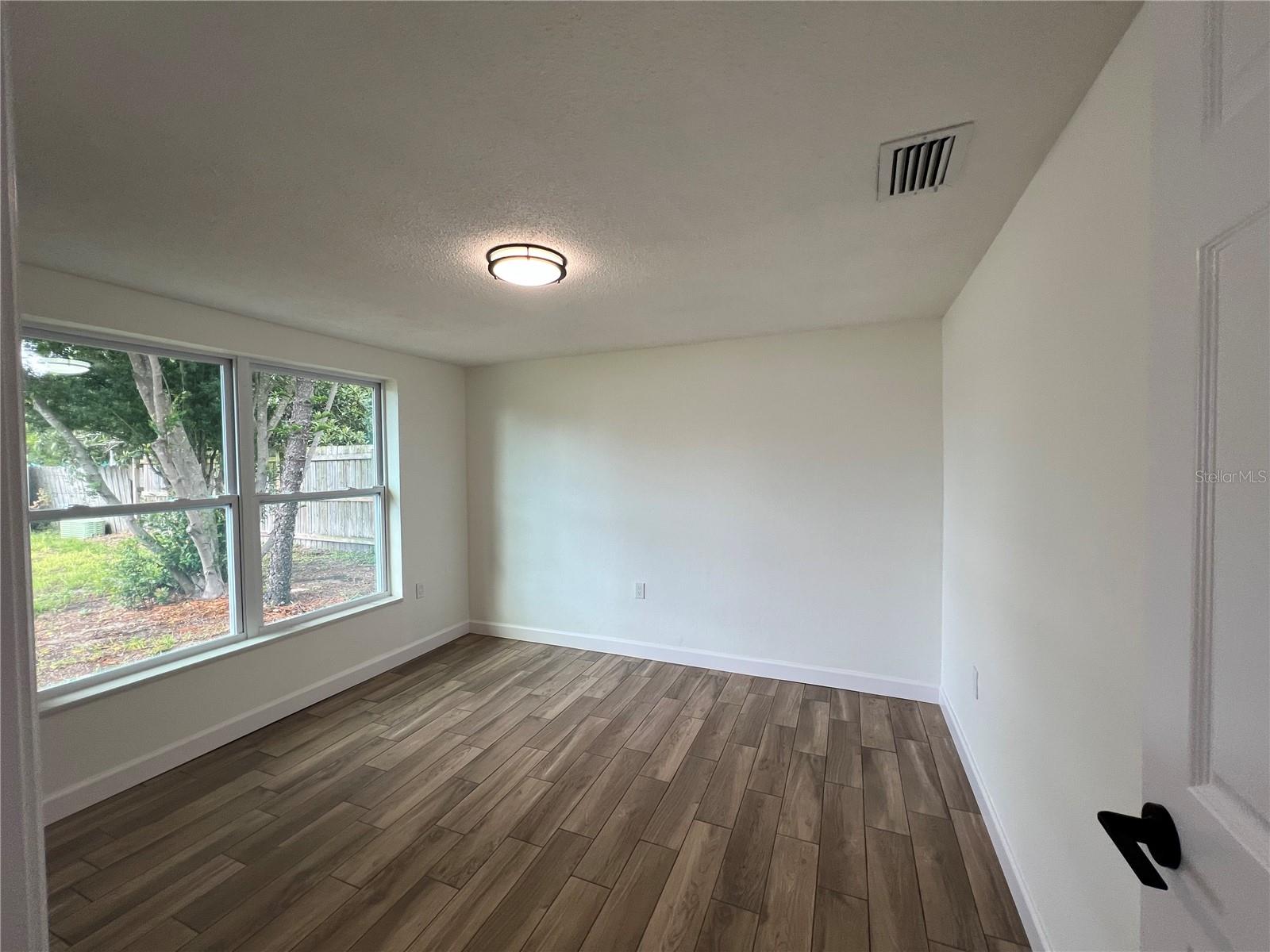 Image 14 of 20 For 7315 Brentwood Drive