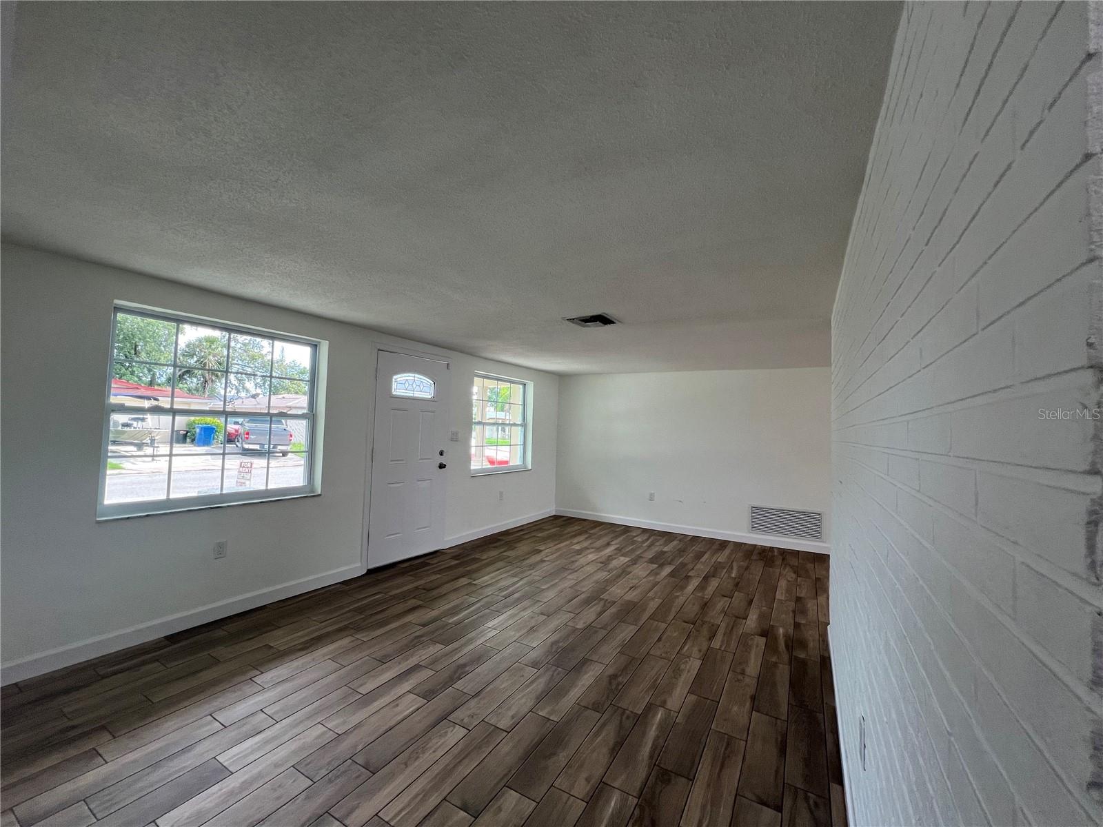 Image 2 of 20 For 7315 Brentwood Drive