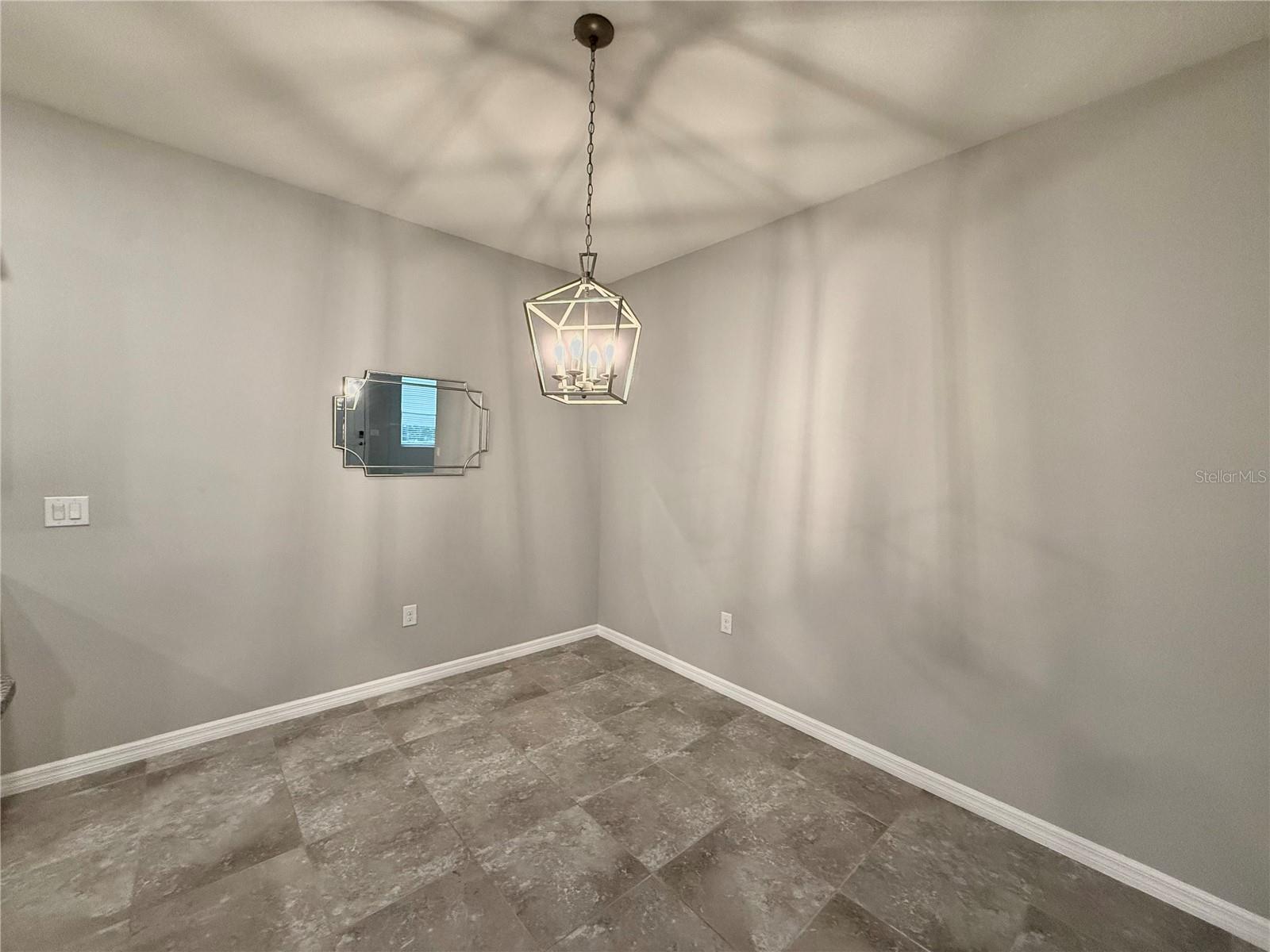 Image 15 of 42 For 7620 Stonebrook Circle