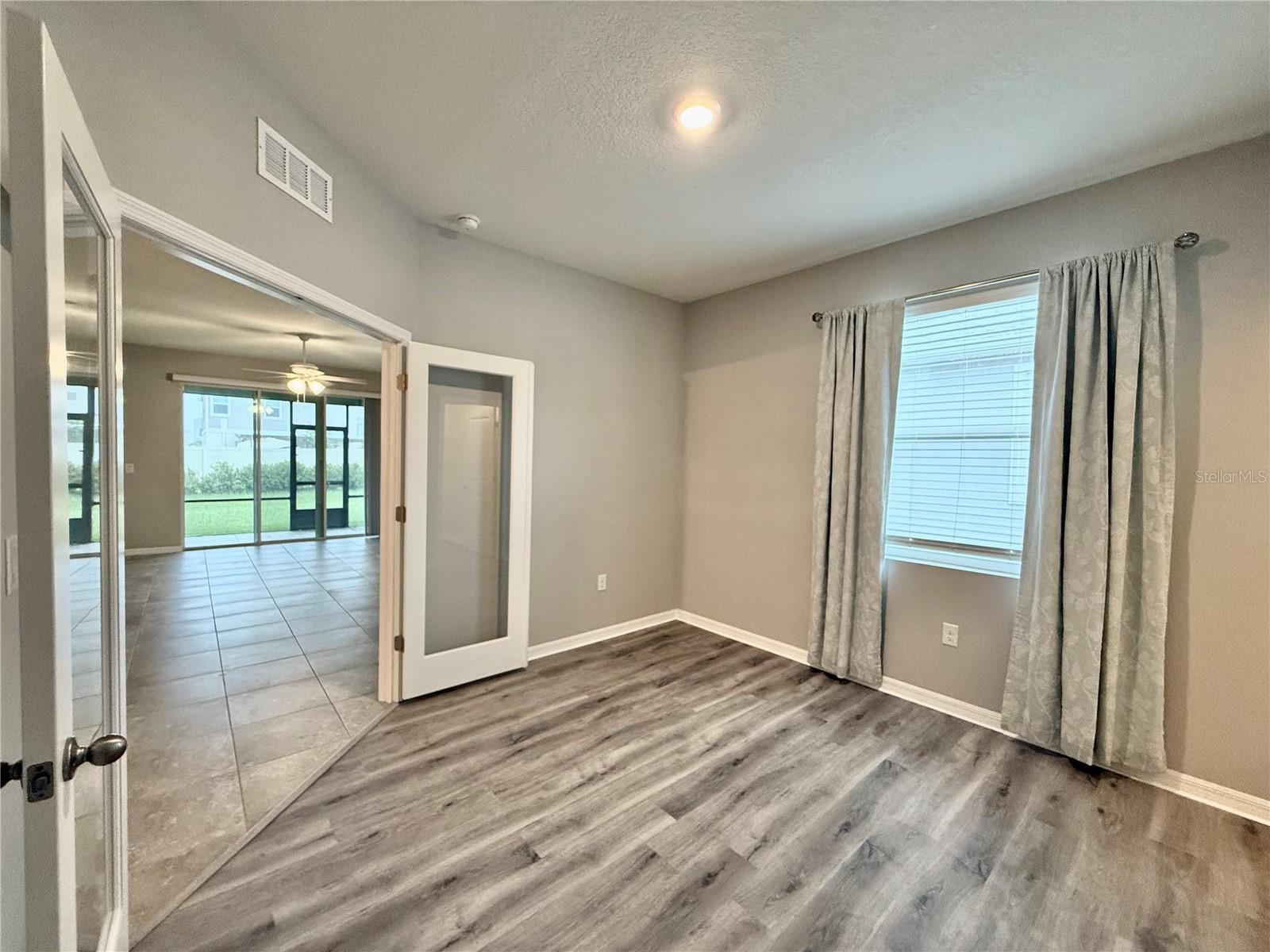 Image 17 of 42 For 7620 Stonebrook Circle