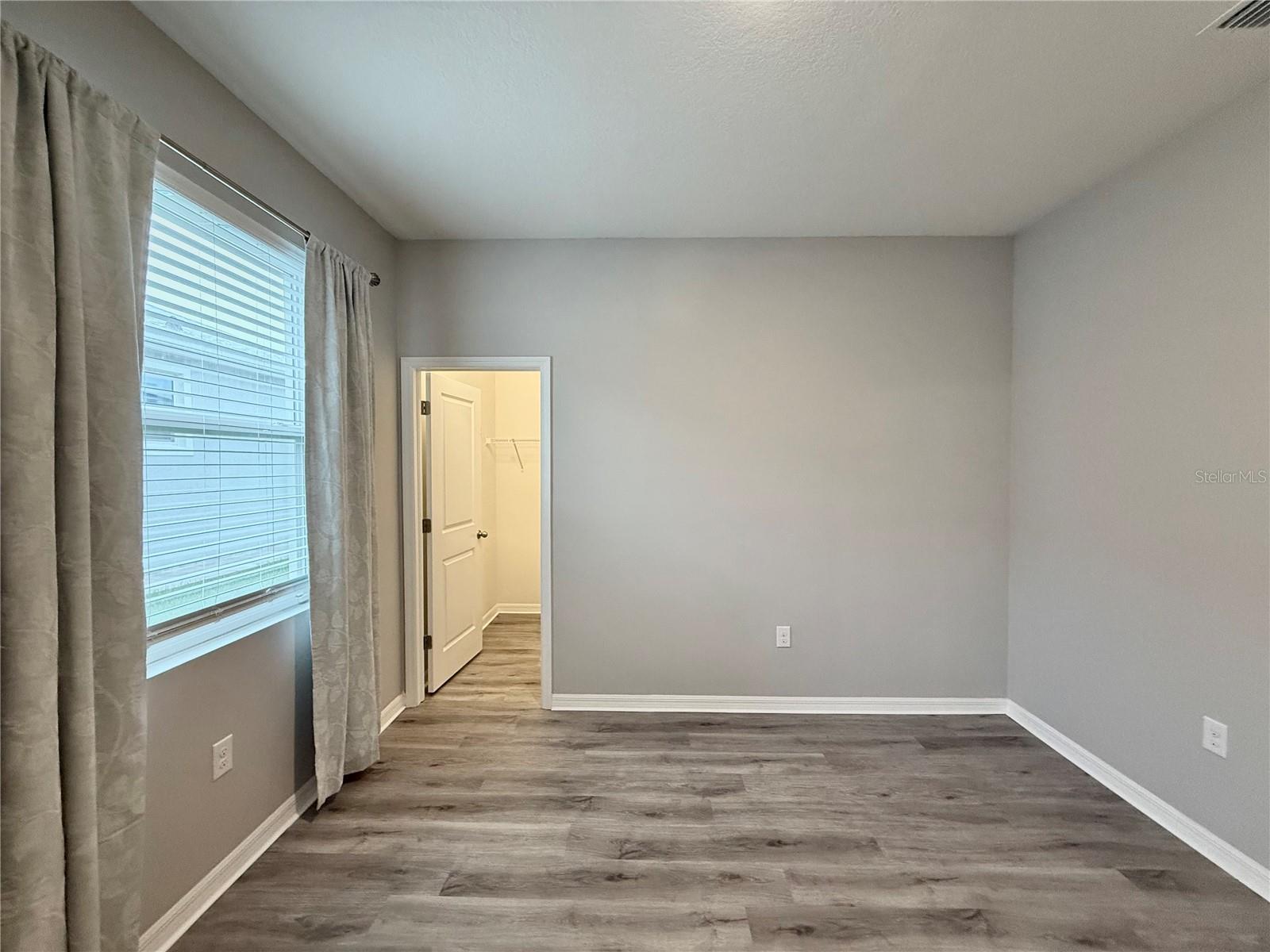 Image 18 of 42 For 7620 Stonebrook Circle