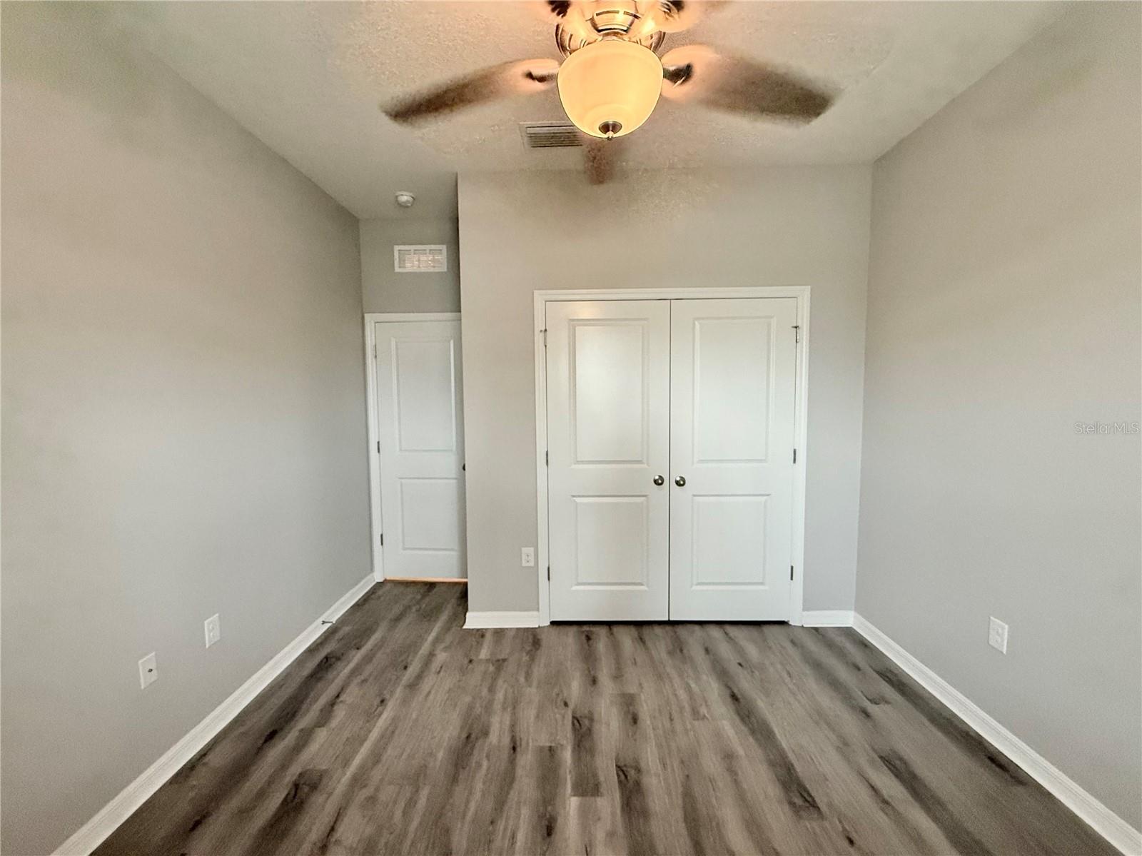 Image 29 of 42 For 7620 Stonebrook Circle