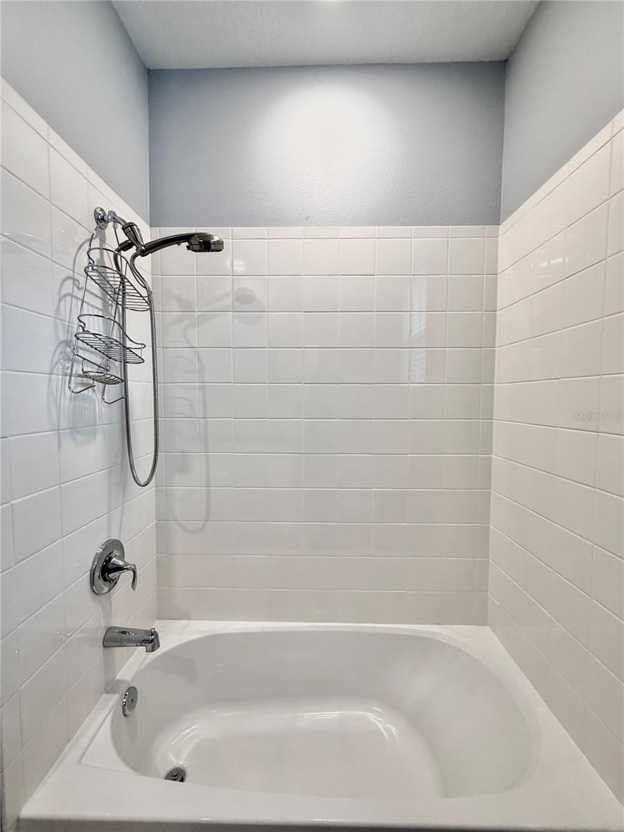 Image 32 of 42 For 7620 Stonebrook Circle