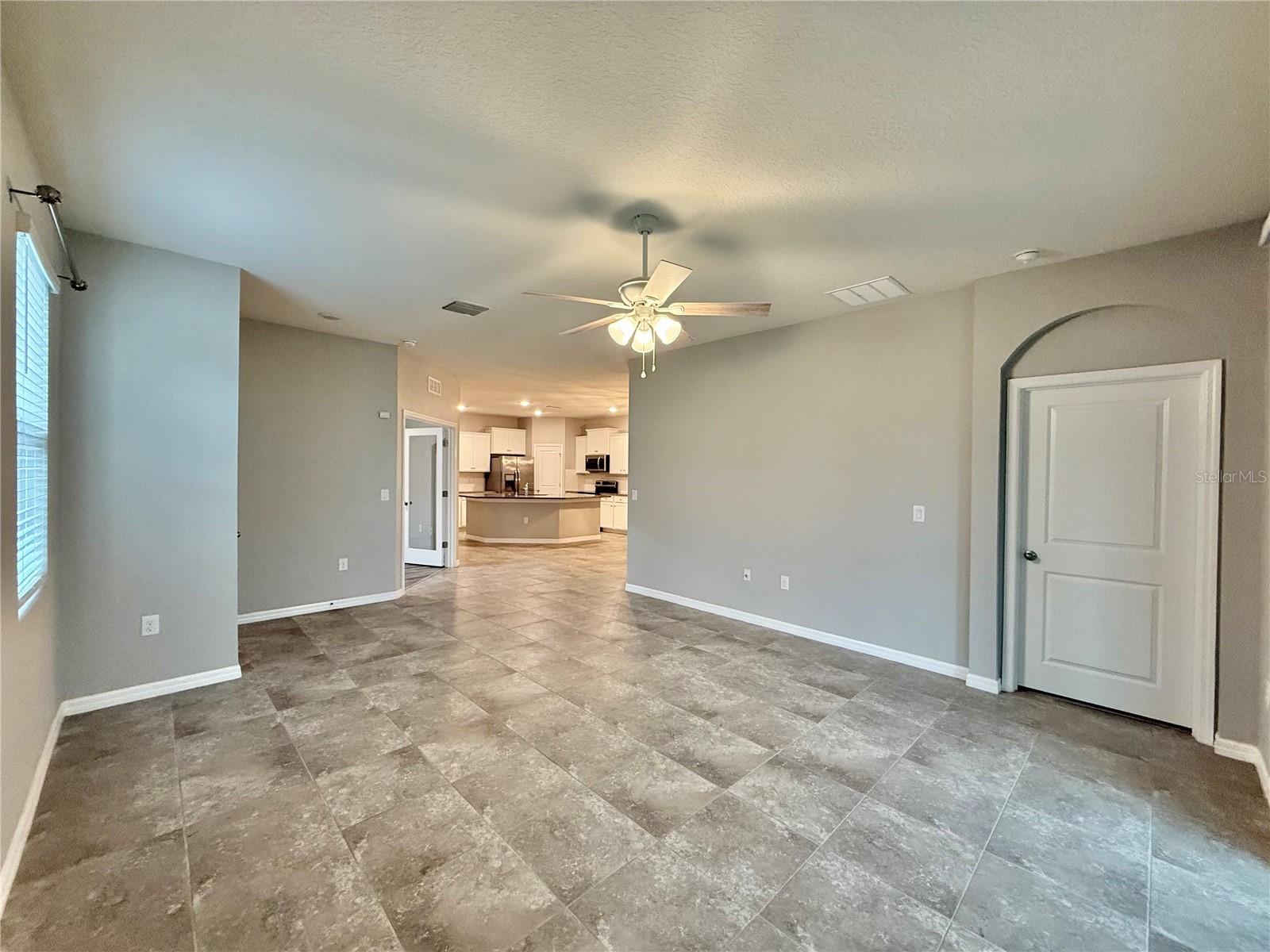 Image 7 of 42 For 7620 Stonebrook Circle