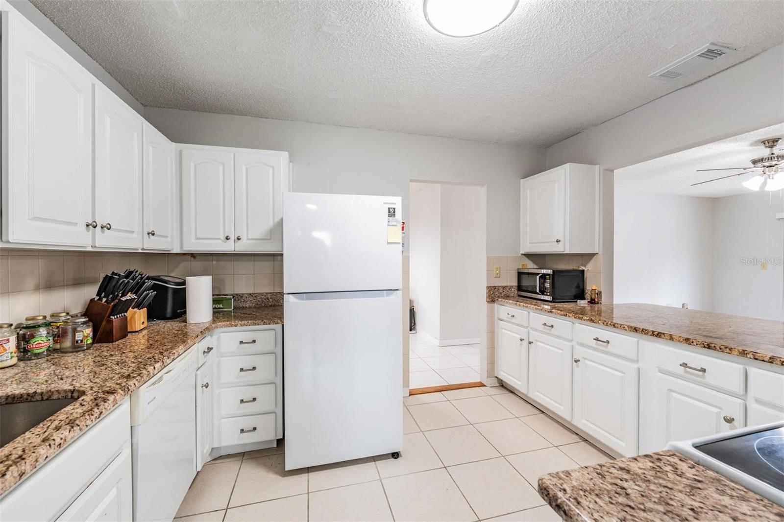 Image 12 of 51 For 1209 Wild Feather Lane