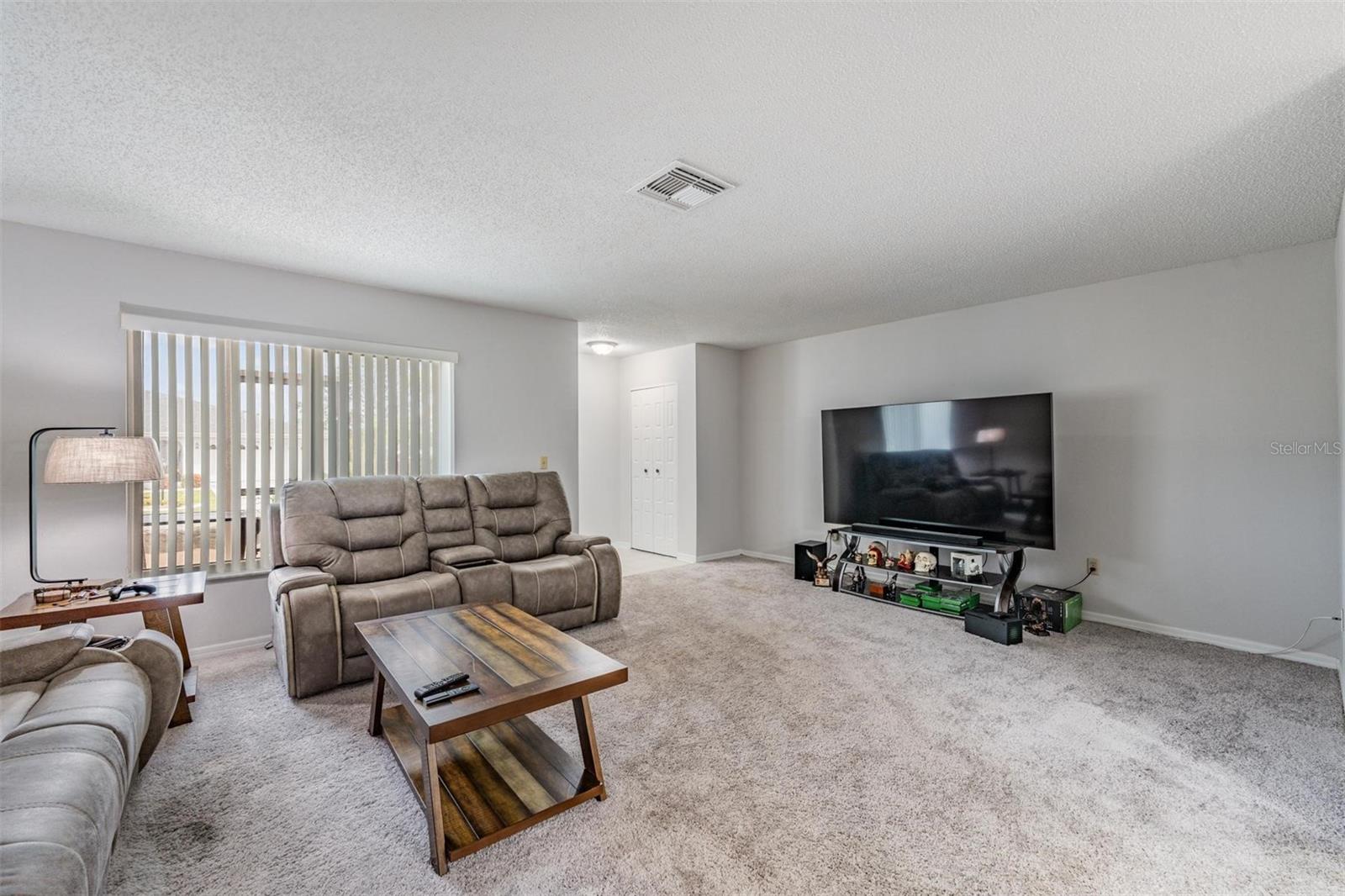 Image 8 of 51 For 1209 Wild Feather Lane