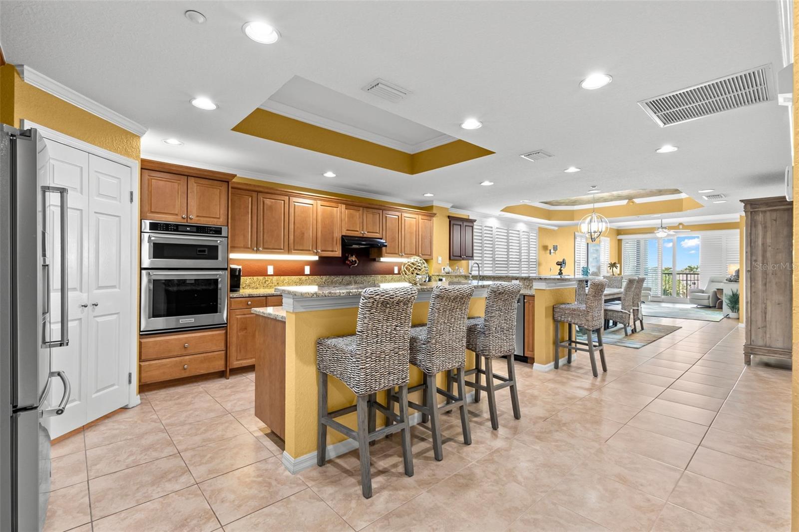 Image 11 of 41 For 3805 Gulf Boulevard 401