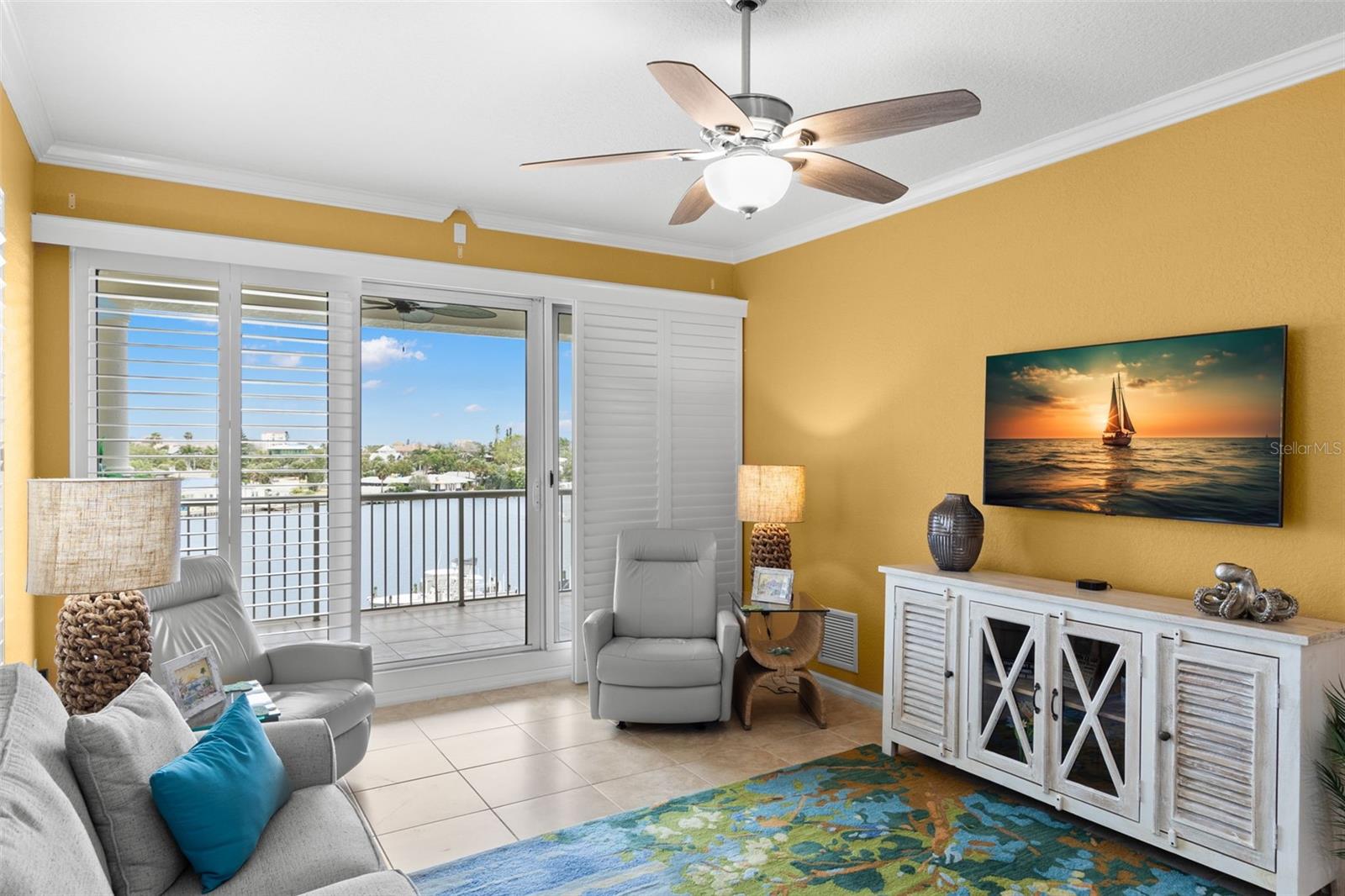 Image 18 of 41 For 3805 Gulf Boulevard 401