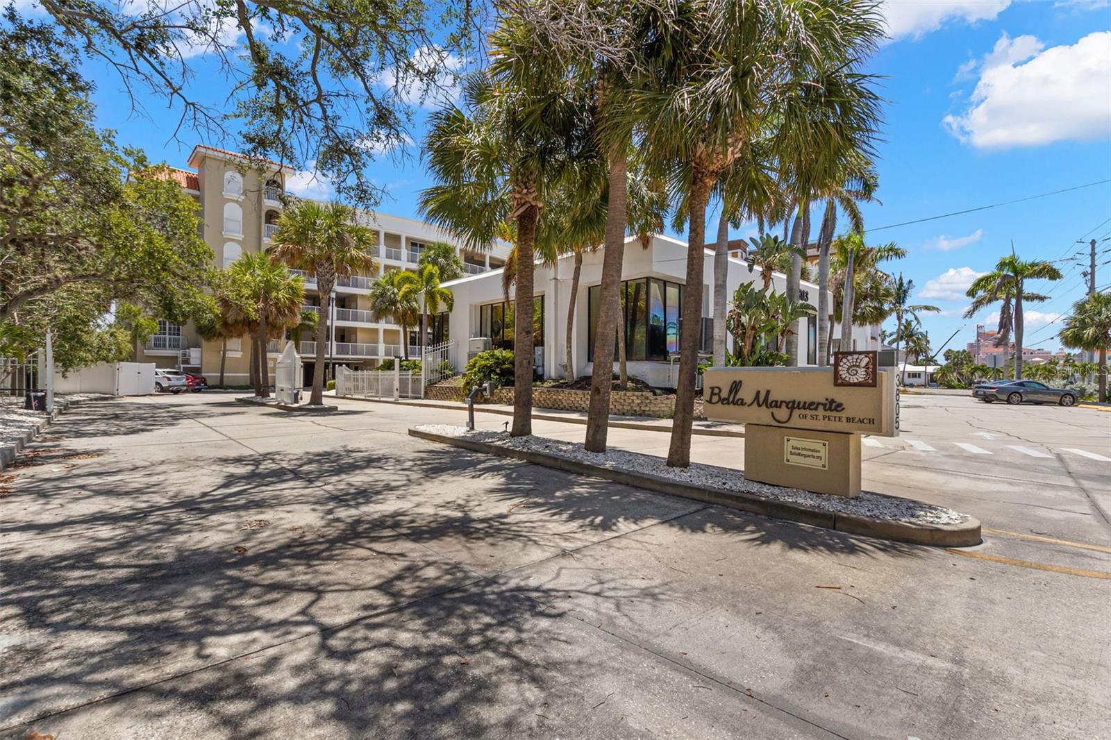 Image 4 of 41 For 3805 Gulf Boulevard 401