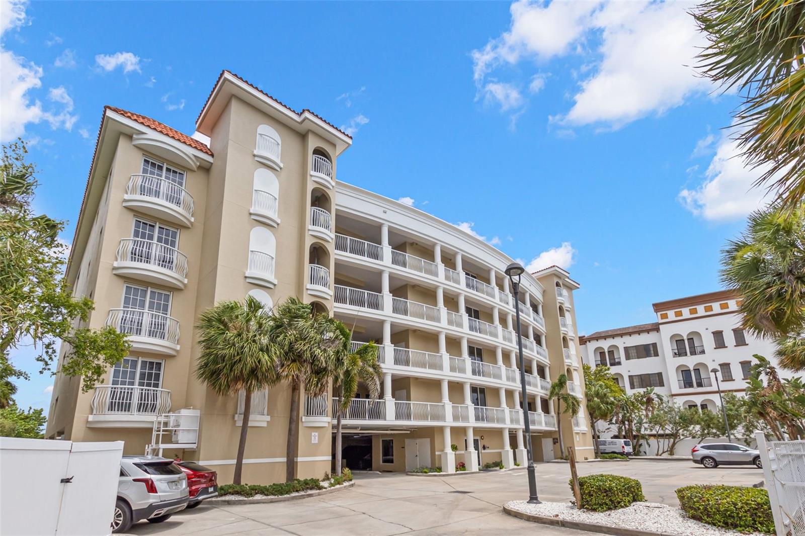Image 40 of 41 For 3805 Gulf Boulevard 401