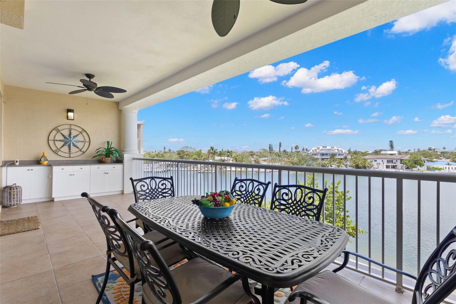 Image 7 of 41 For 3805 Gulf Boulevard 401