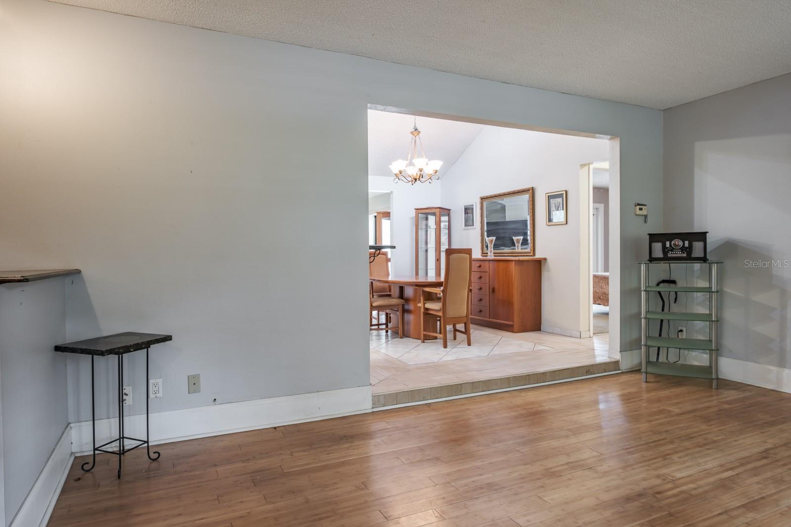 Image 11 of 63 For 2421 Eagle Chase Drive