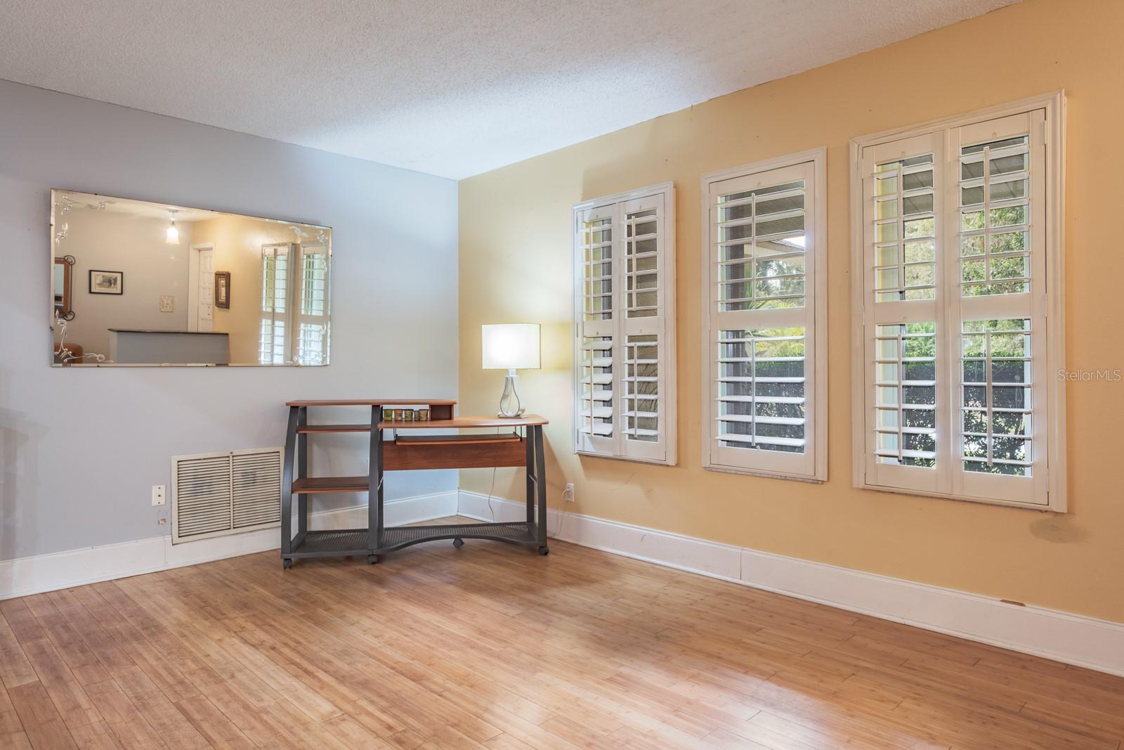 Image 12 of 63 For 2421 Eagle Chase Drive