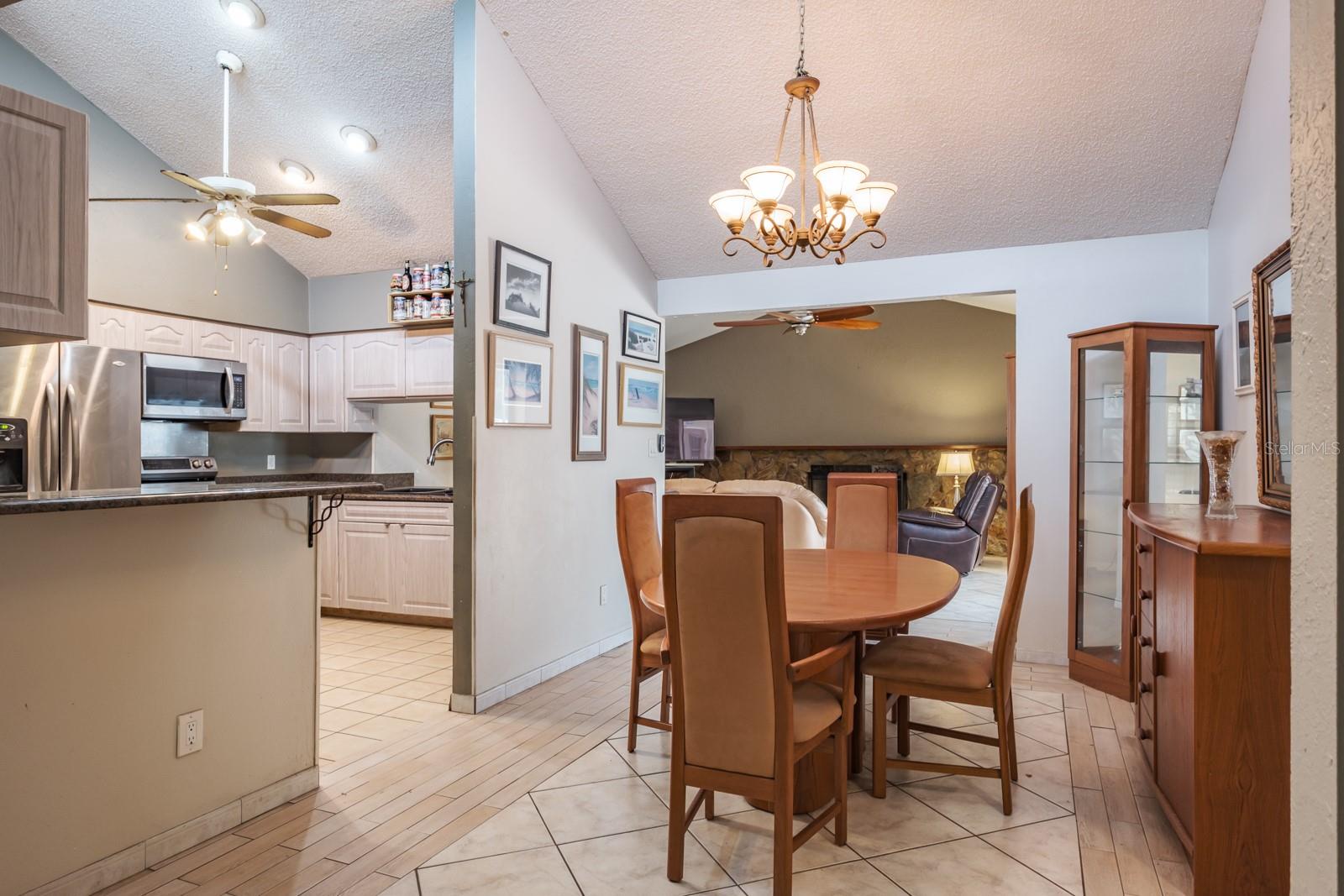 Image 14 of 63 For 2421 Eagle Chase Drive
