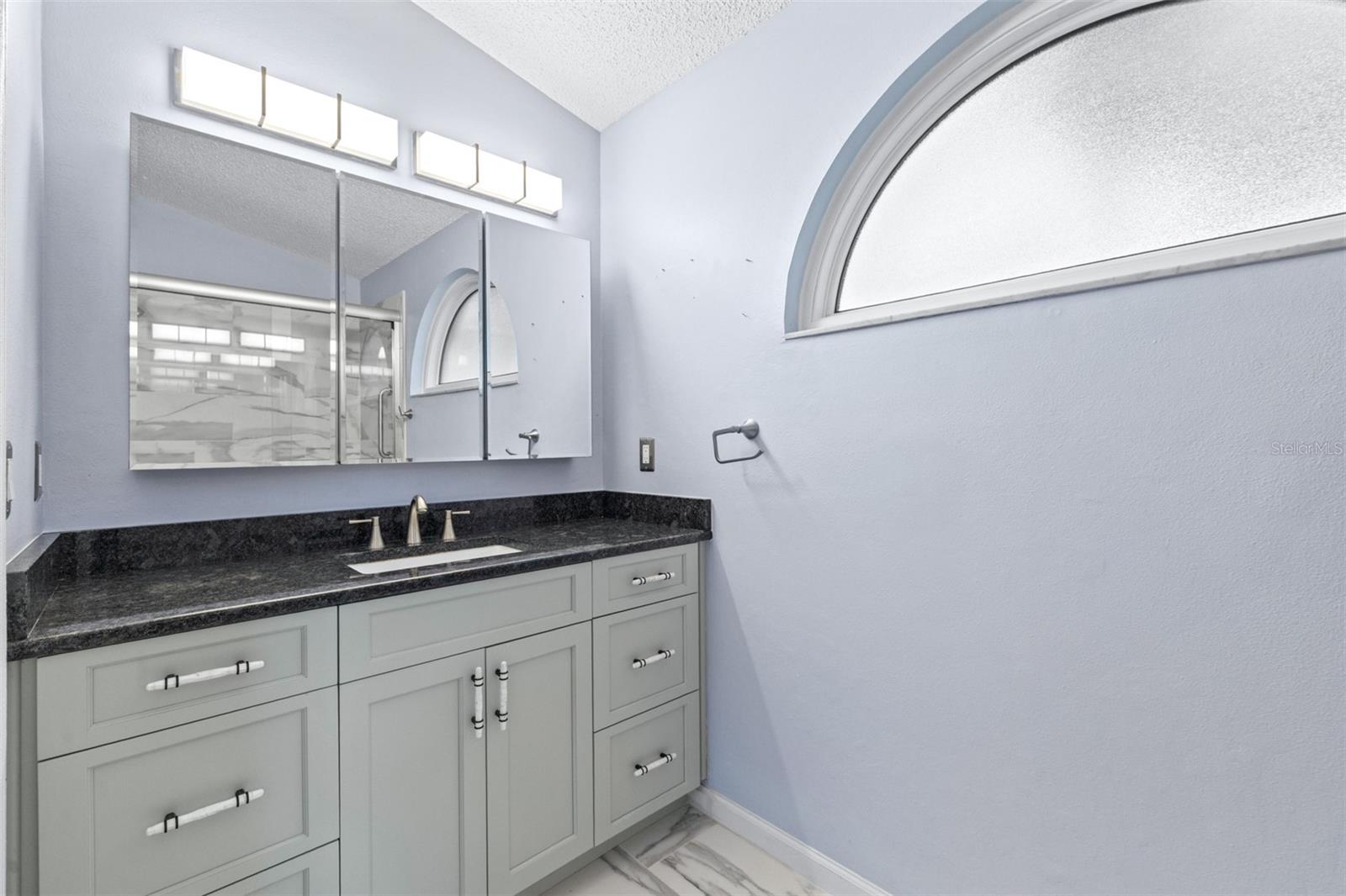 Image 12 of 54 For 1324 Gangplank Drive