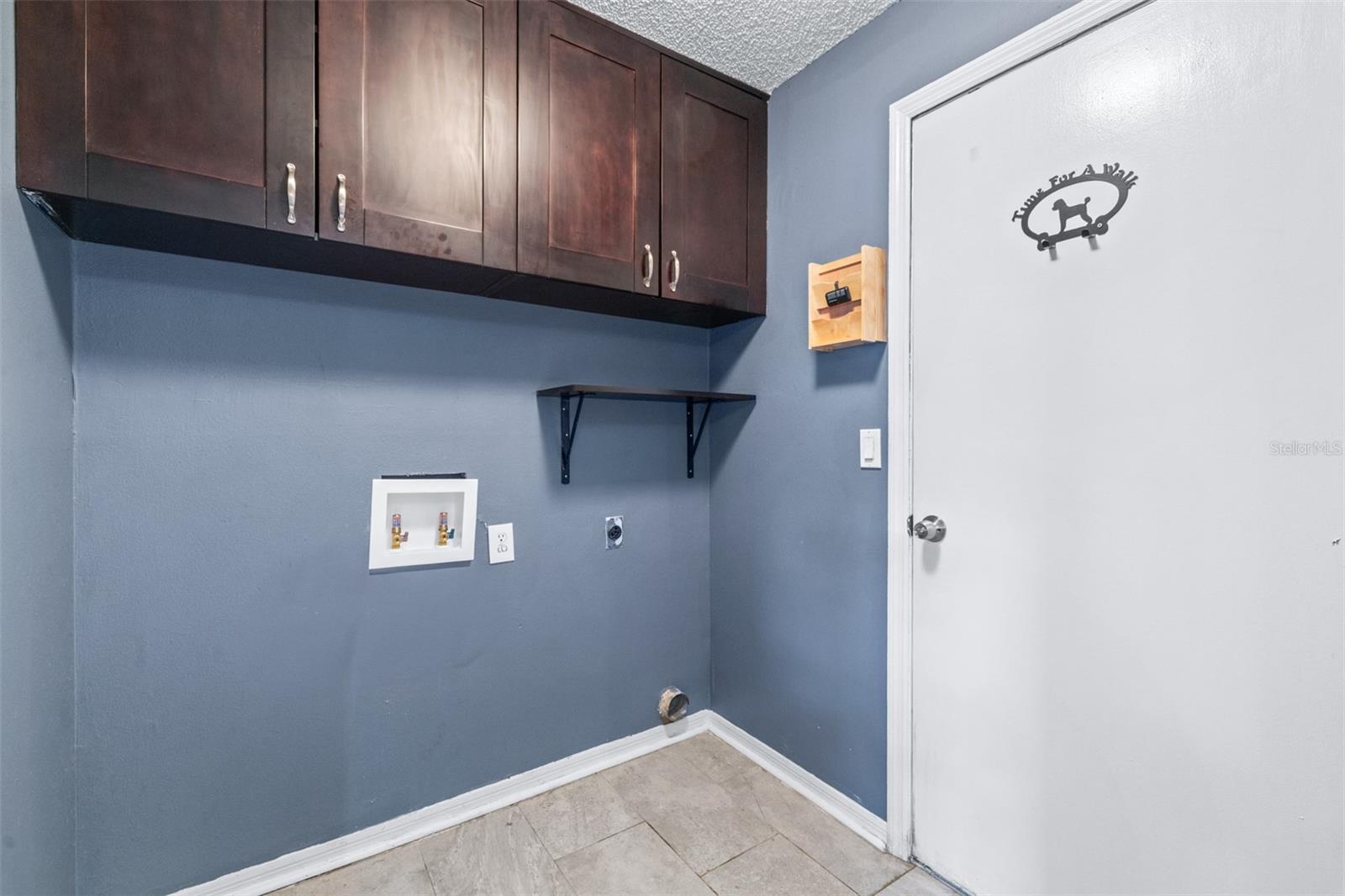 Image 31 of 54 For 1324 Gangplank Drive
