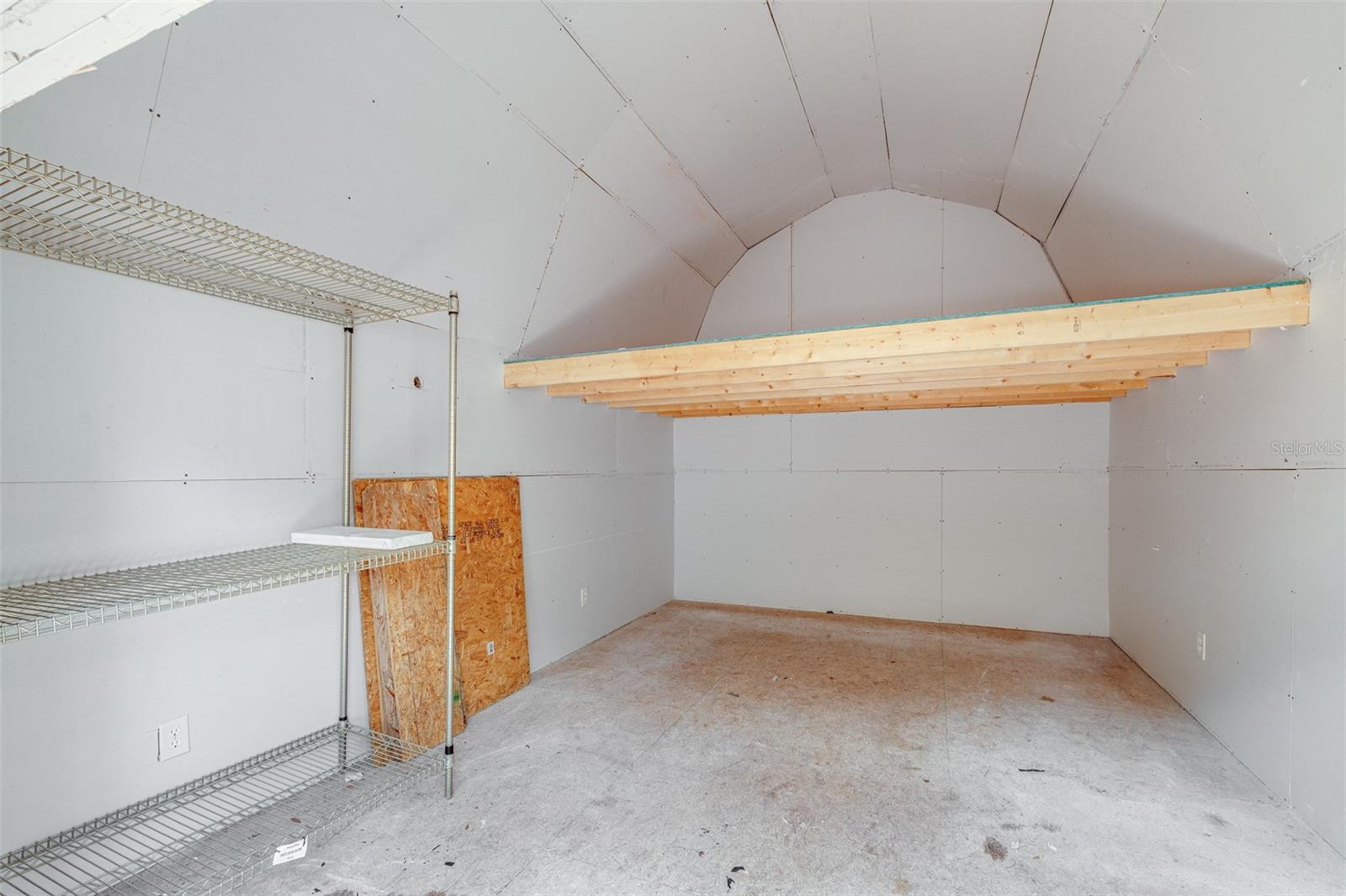 Image 42 of 54 For 1324 Gangplank Drive