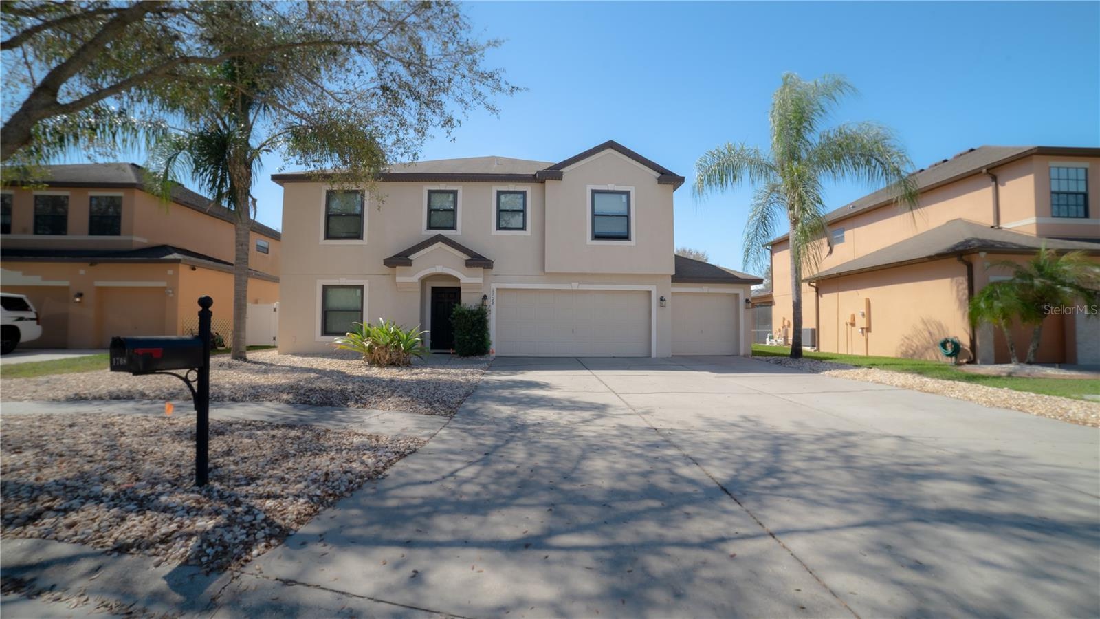 Details for 1708 Abbey Trace Drive, DOVER, FL 33527
