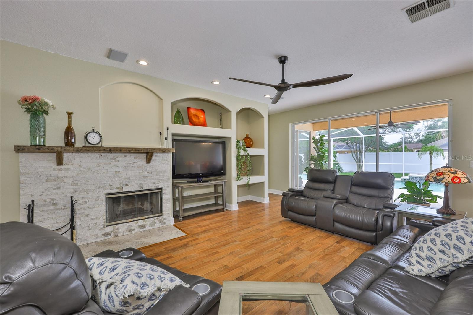 Image 13 of 71 For 12305 Freesia Court