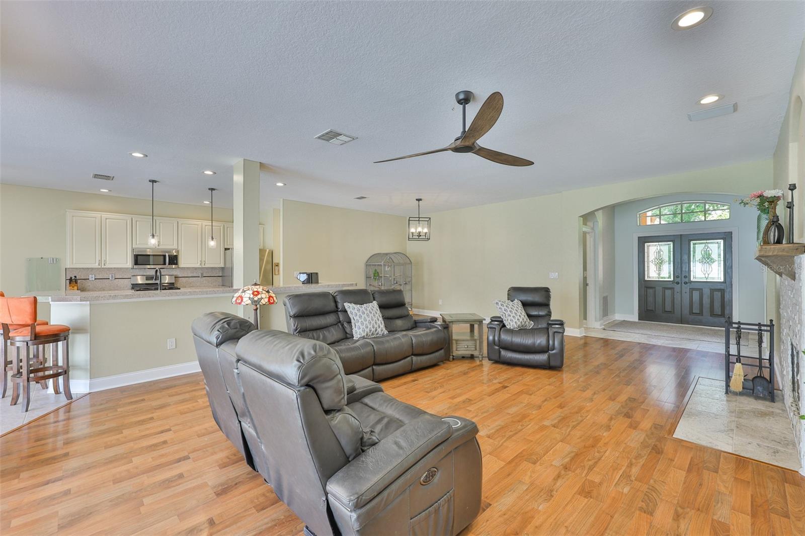 Image 15 of 71 For 12305 Freesia Court
