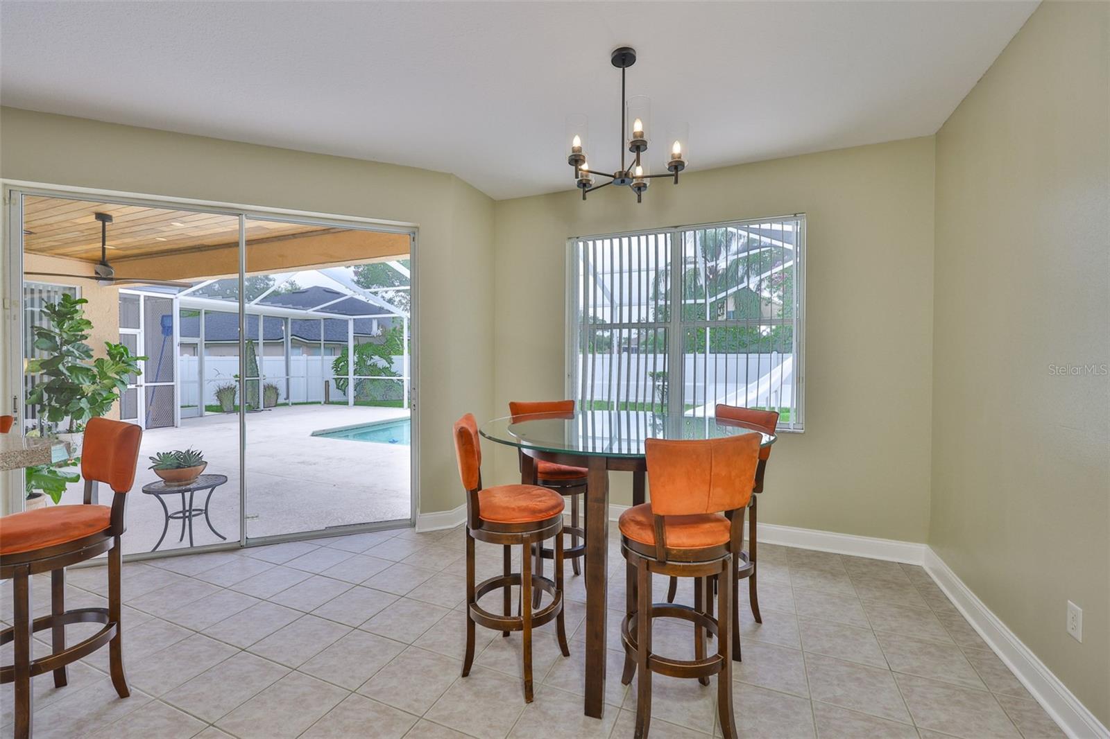 Image 17 of 71 For 12305 Freesia Court