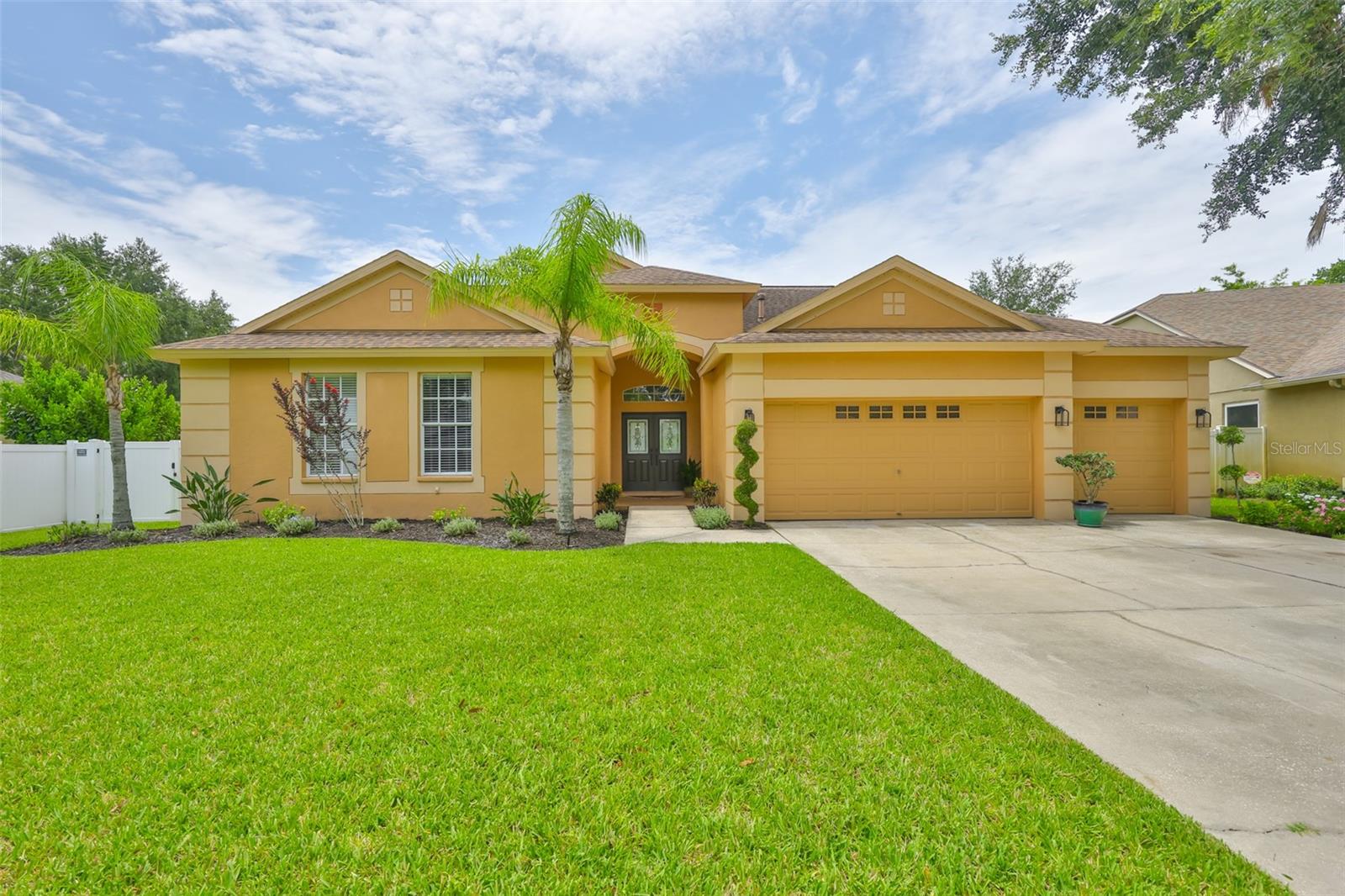 Image 2 of 71 For 12305 Freesia Court