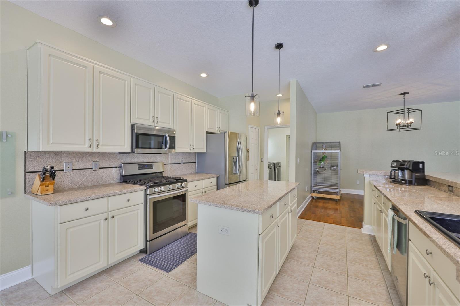 Image 22 of 71 For 12305 Freesia Court