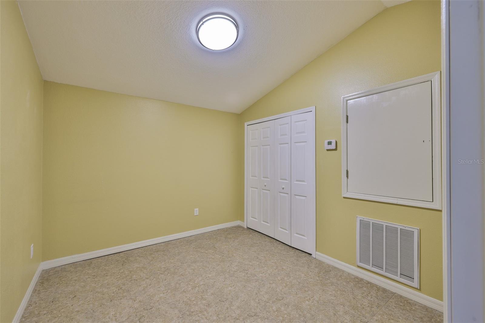 Image 47 of 71 For 12305 Freesia Court