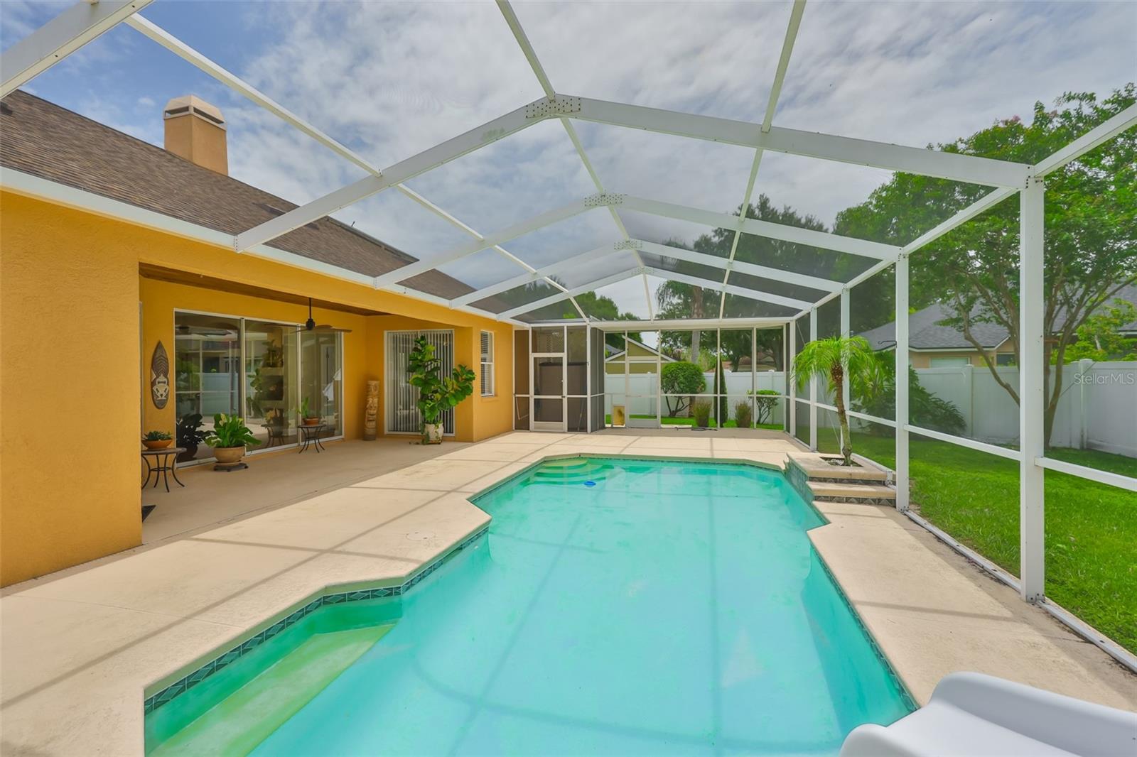 Image 52 of 71 For 12305 Freesia Court