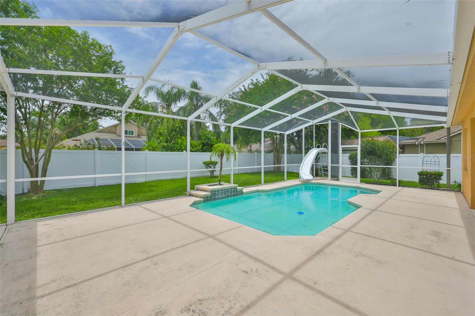 Image 53 of 71 For 12305 Freesia Court