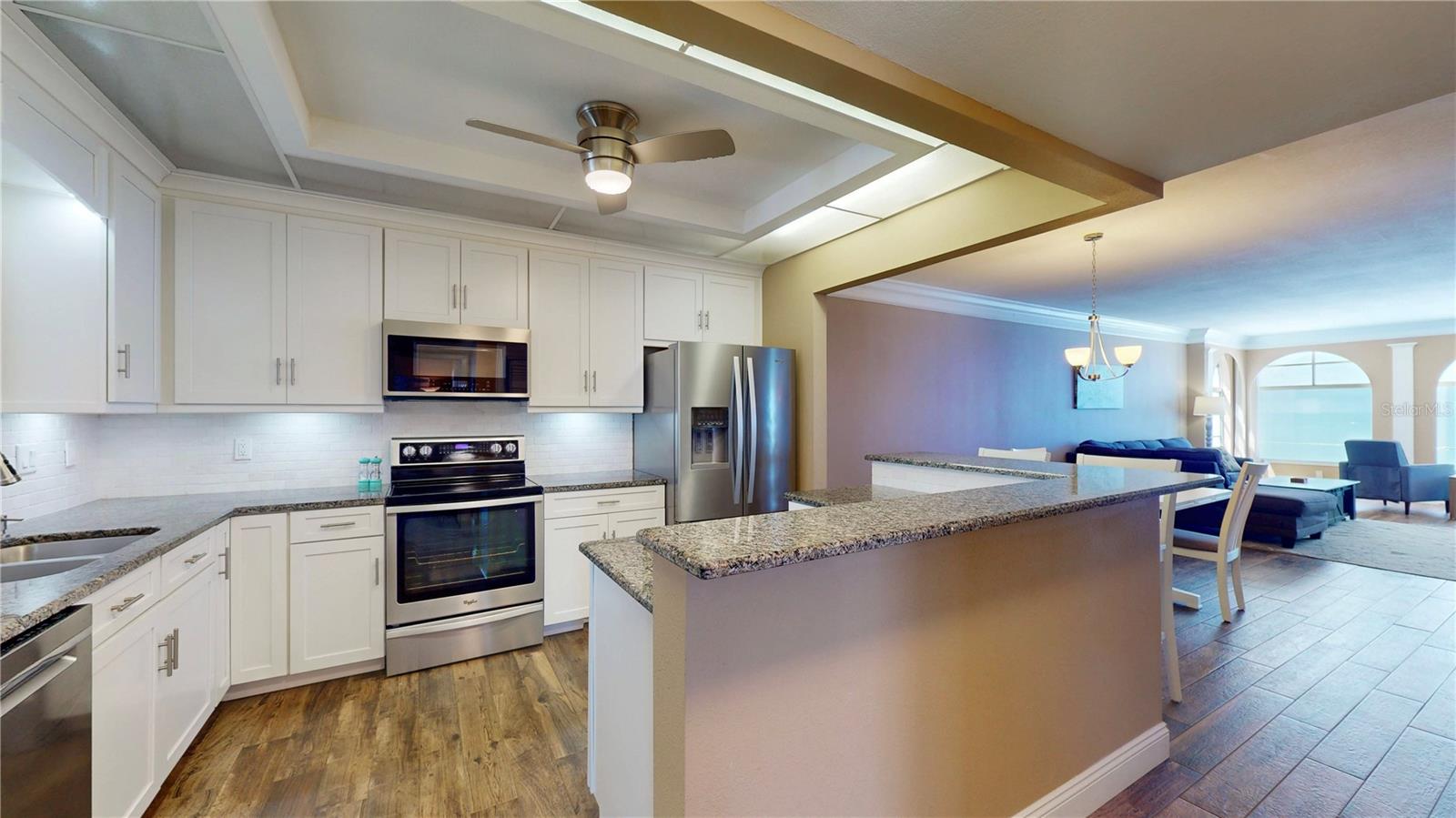 Image 18 of 53 For 4950 Gulf Boulevard 1006