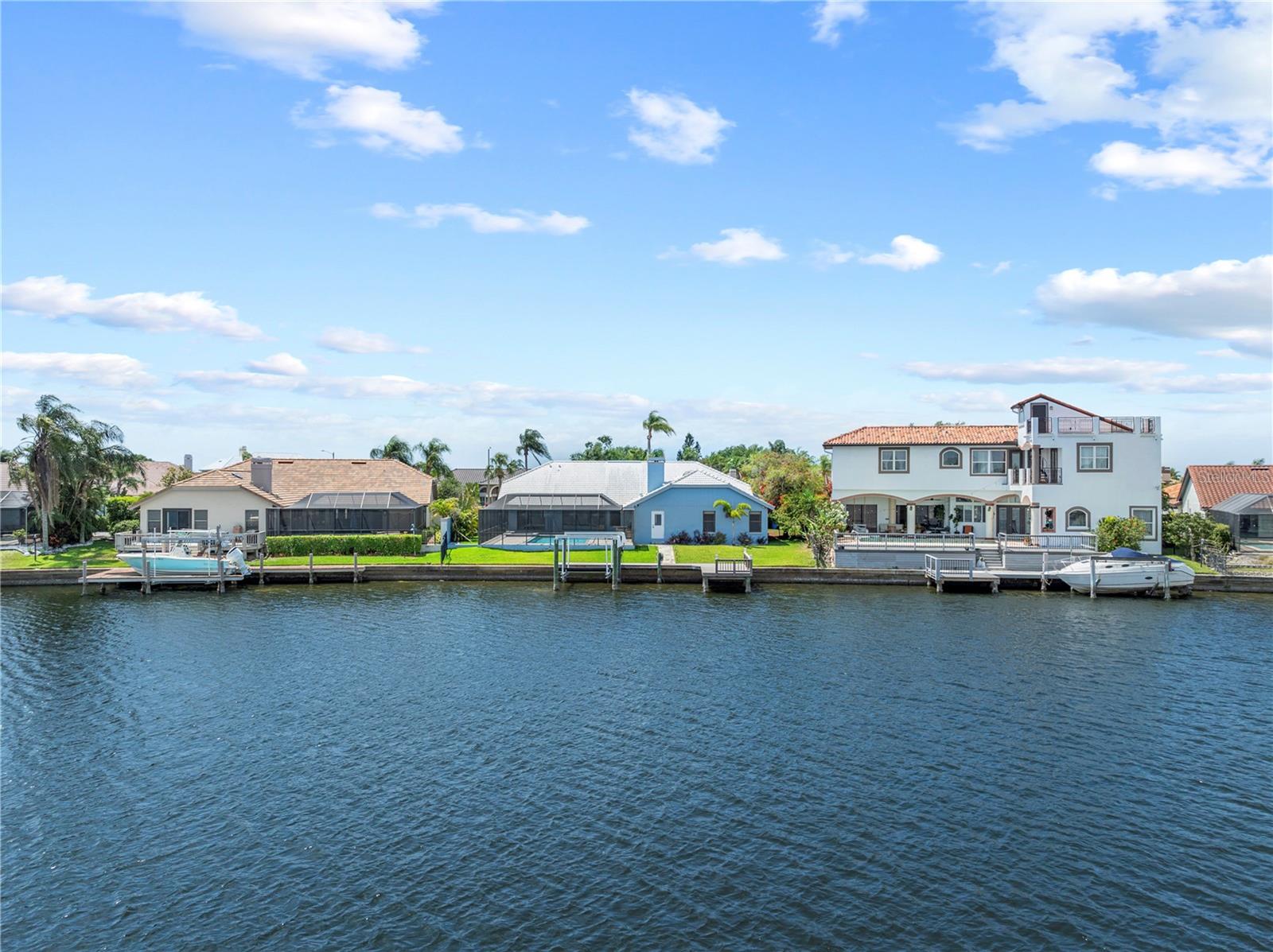 Image 13 of 75 For 5104 Longboat Boulevard