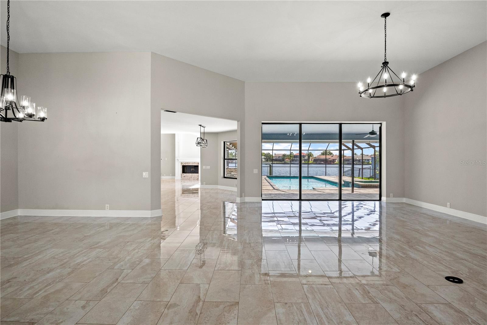 Image 17 of 75 For 5104 Longboat Boulevard