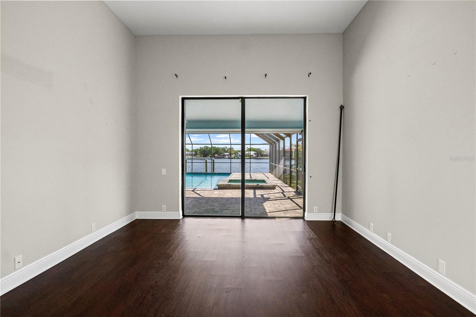 Image 44 of 75 For 5104 Longboat Boulevard