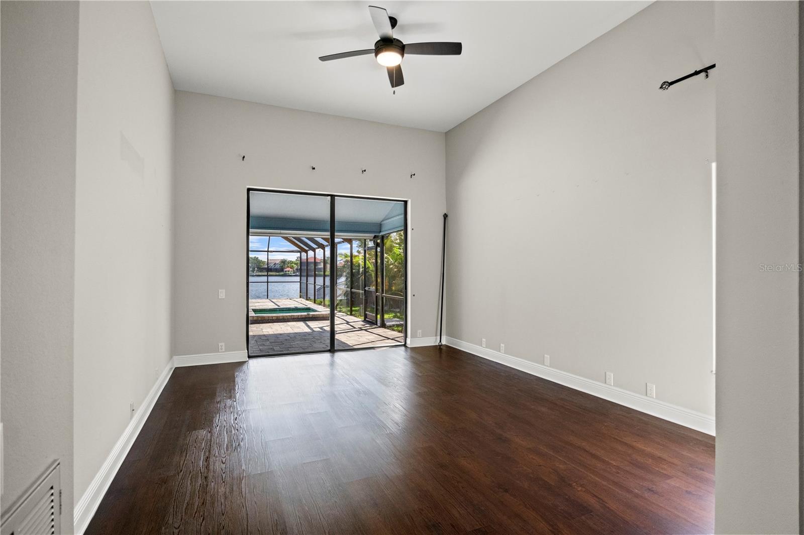Image 48 of 75 For 5104 Longboat Boulevard