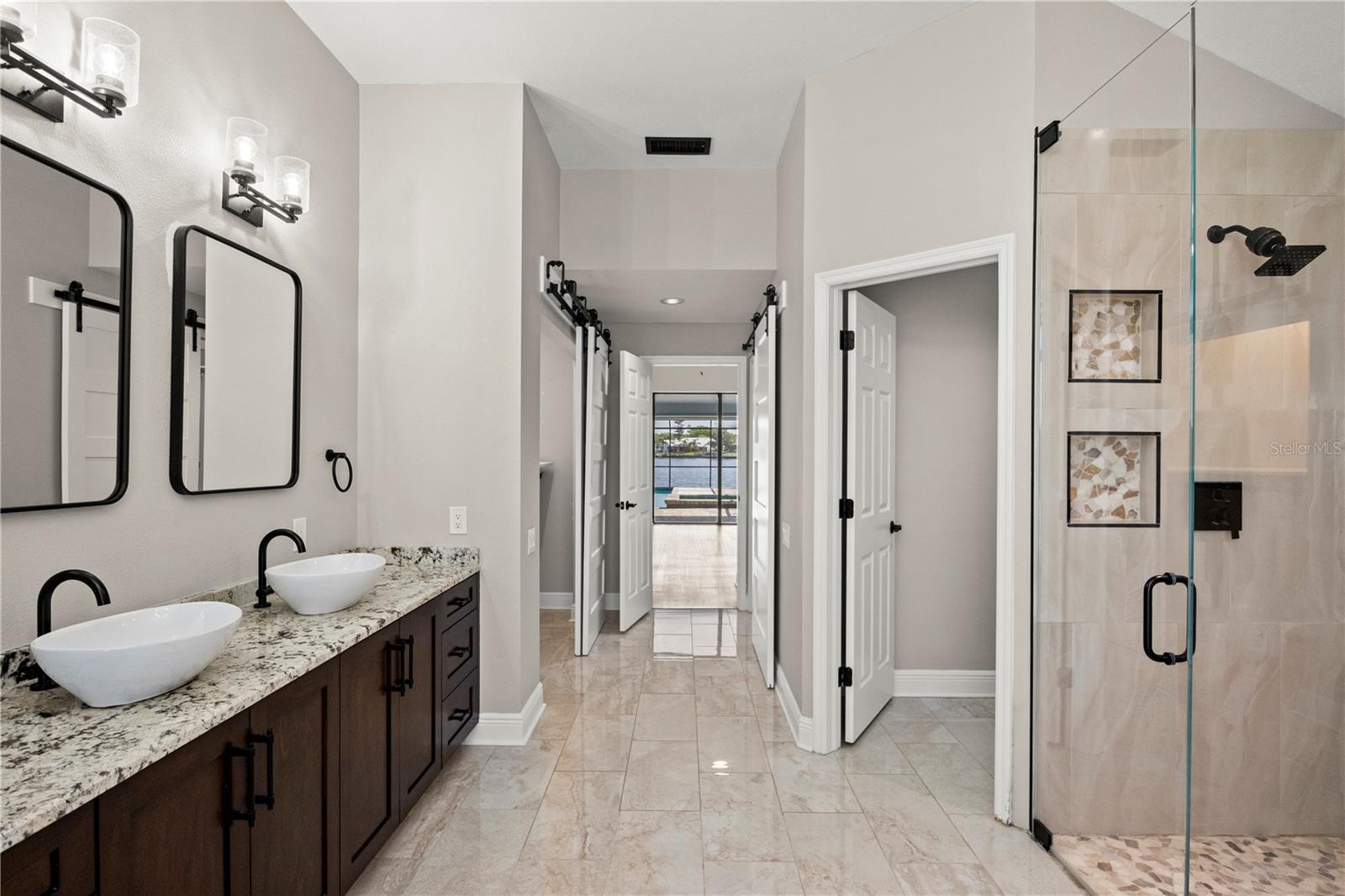 Image 53 of 75 For 5104 Longboat Boulevard