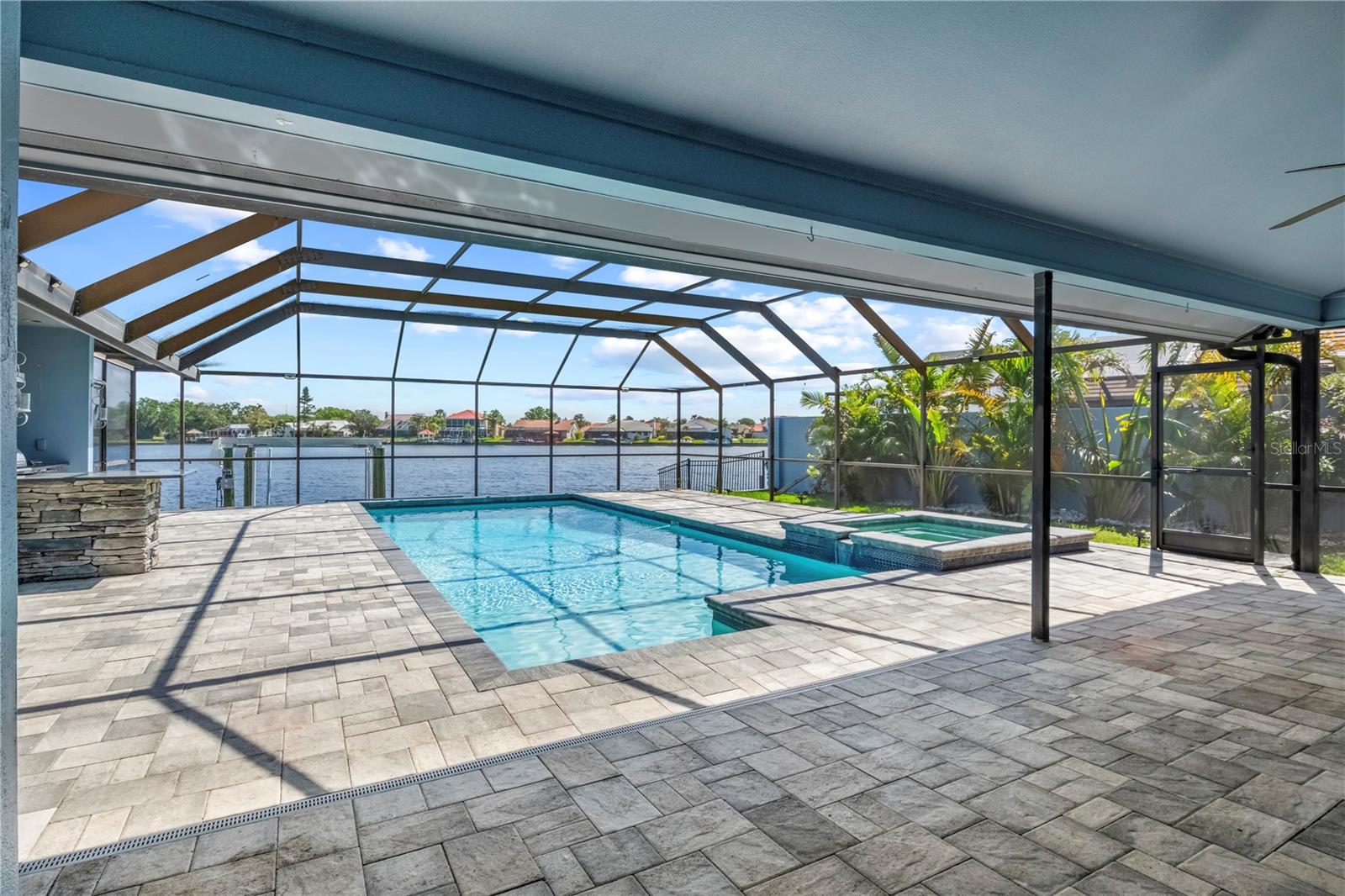 Image 56 of 75 For 5104 Longboat Boulevard