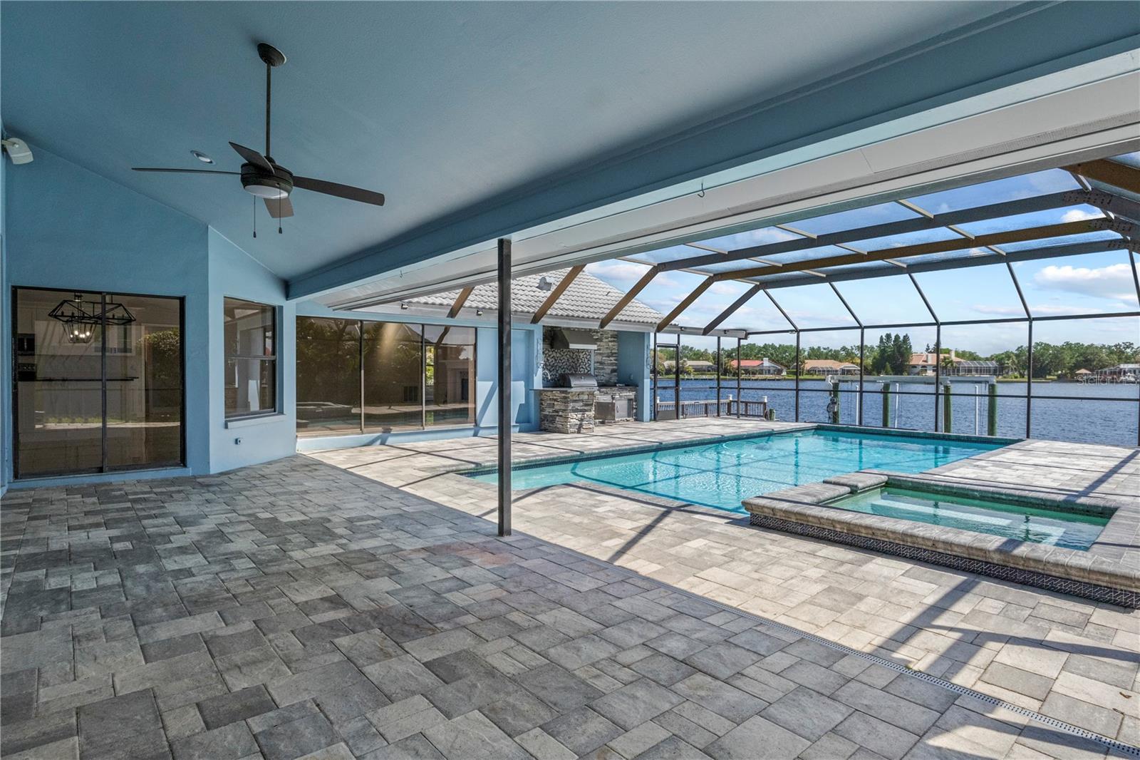 Image 59 of 75 For 5104 Longboat Boulevard