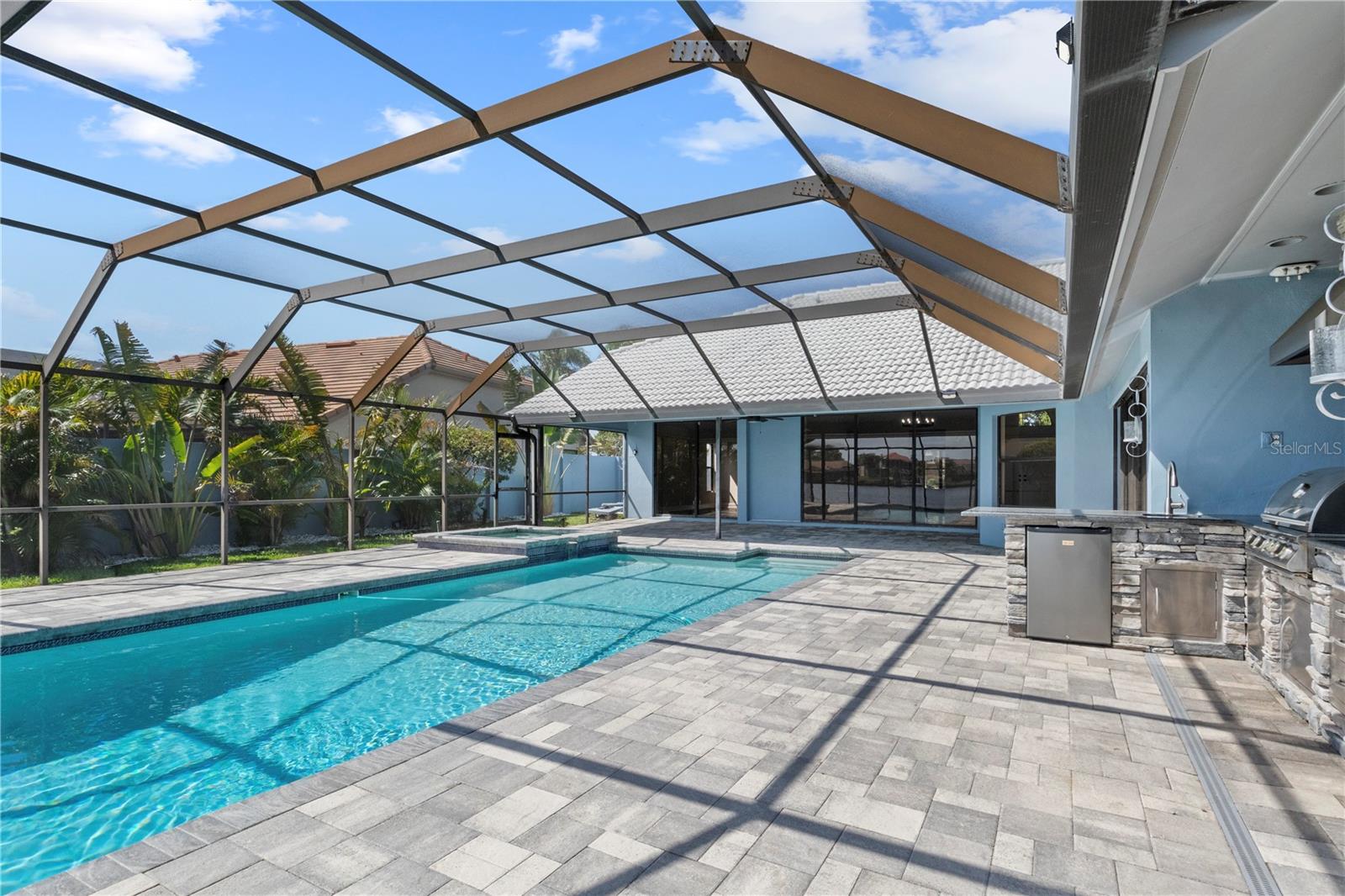 Image 60 of 75 For 5104 Longboat Boulevard