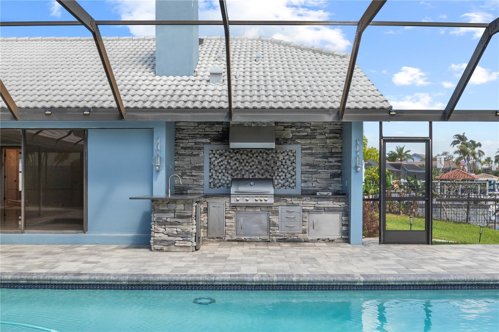 Image 63 of 75 For 5104 Longboat Boulevard