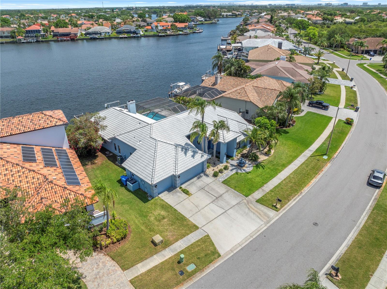 Image 9 of 75 For 5104 Longboat Boulevard
