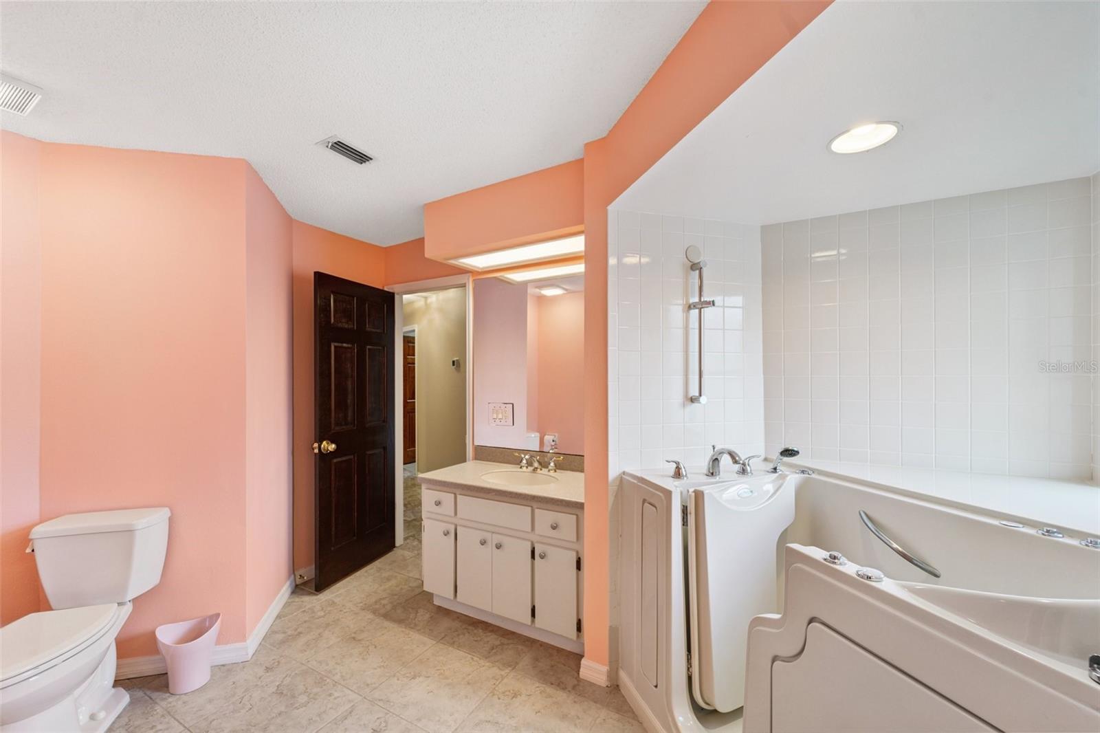 Image 21 of 31 For 16505 Cayman Drive