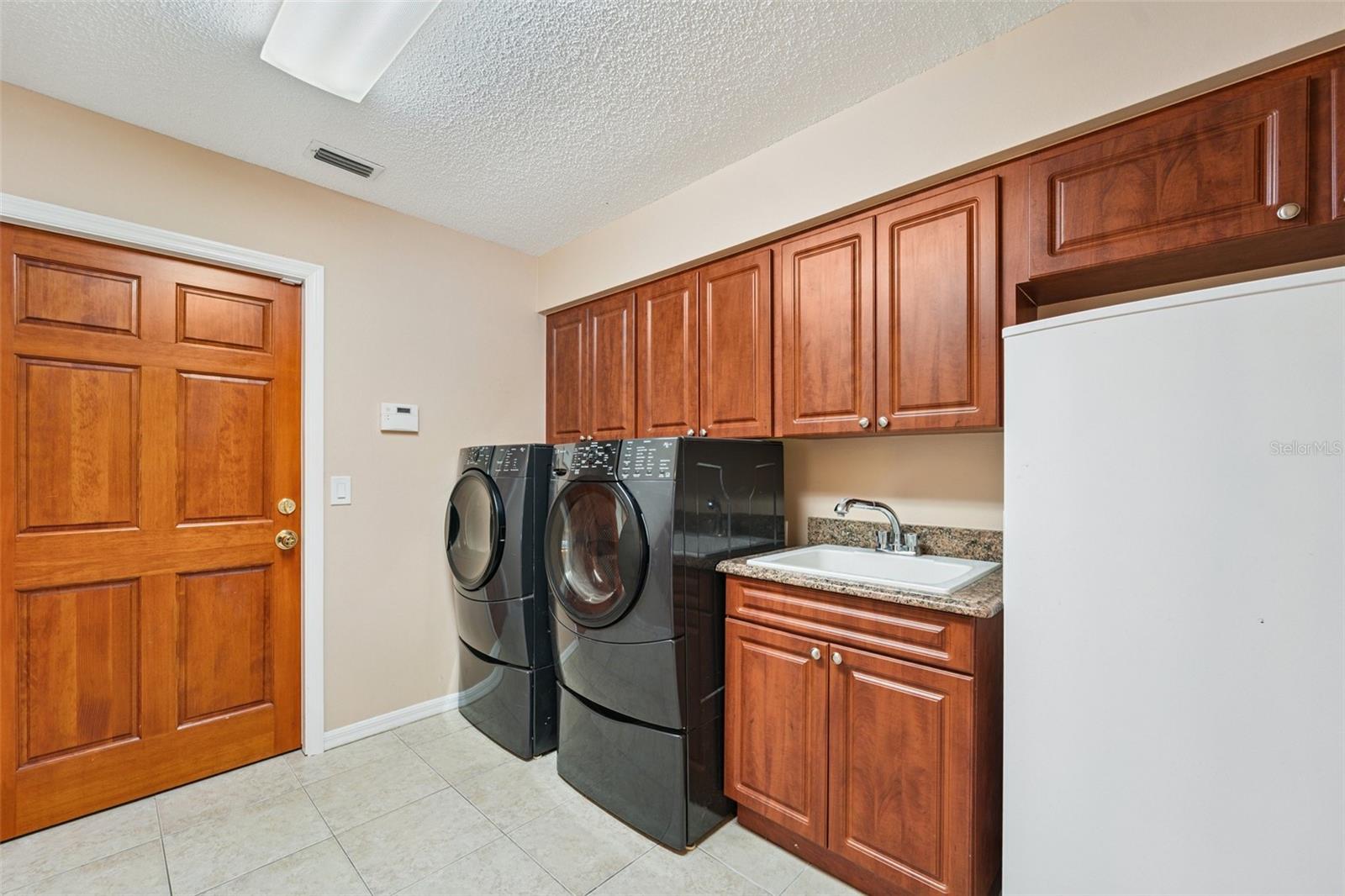 Image 25 of 31 For 16505 Cayman Drive