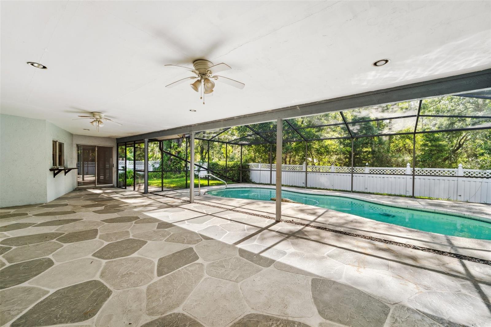 Image 29 of 31 For 16505 Cayman Drive