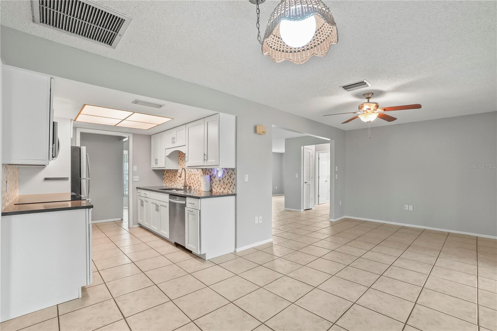 Image 13 of 27 For 7108 14th Avenue Nw