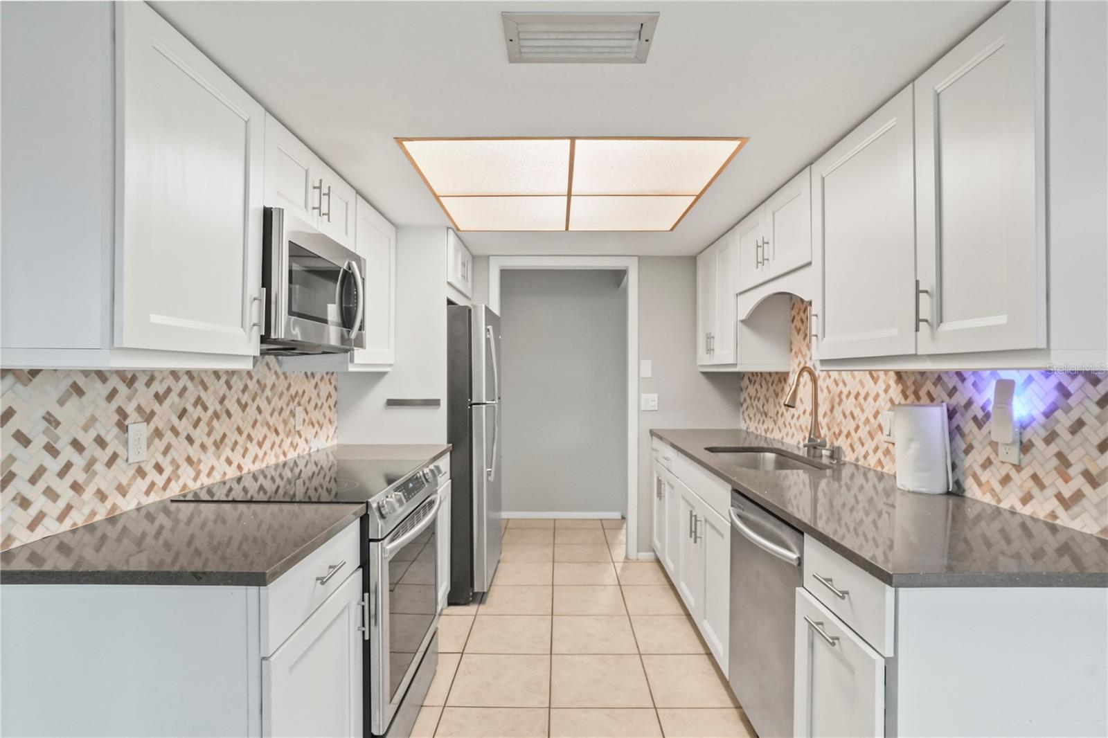 Image 14 of 27 For 7108 14th Avenue Nw